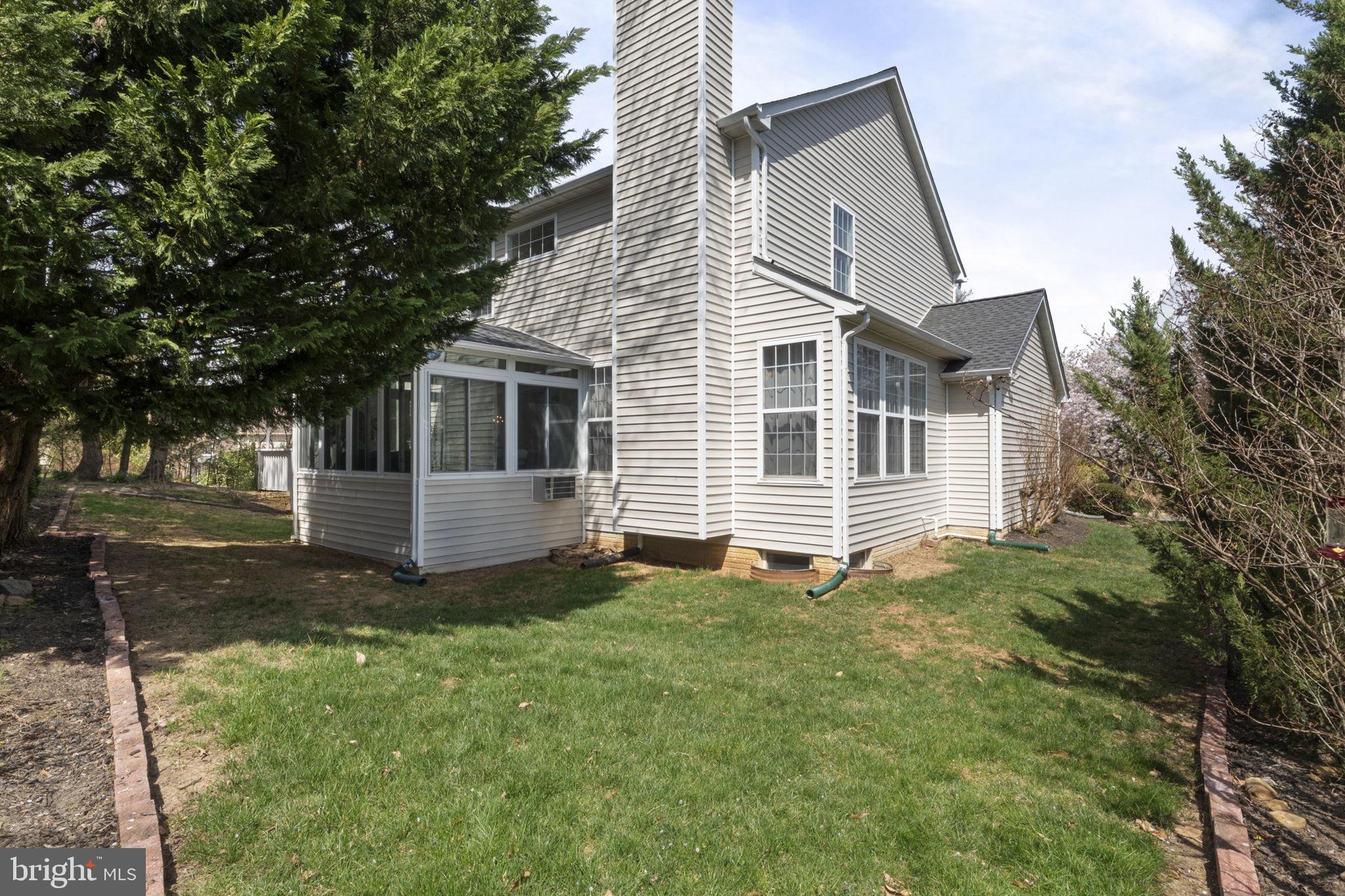 POTOMAC LAKES - Residential