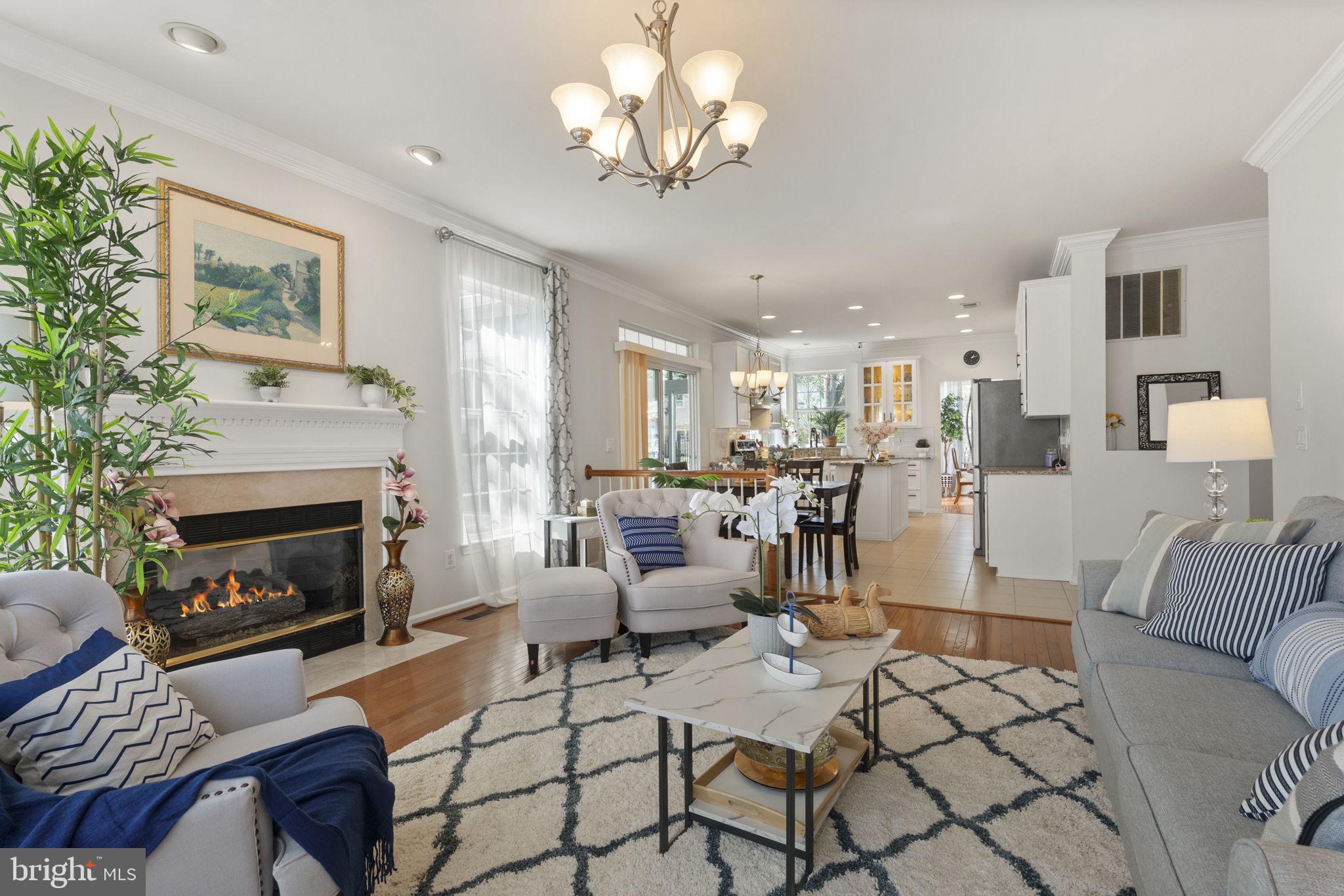 POTOMAC LAKES - Residential