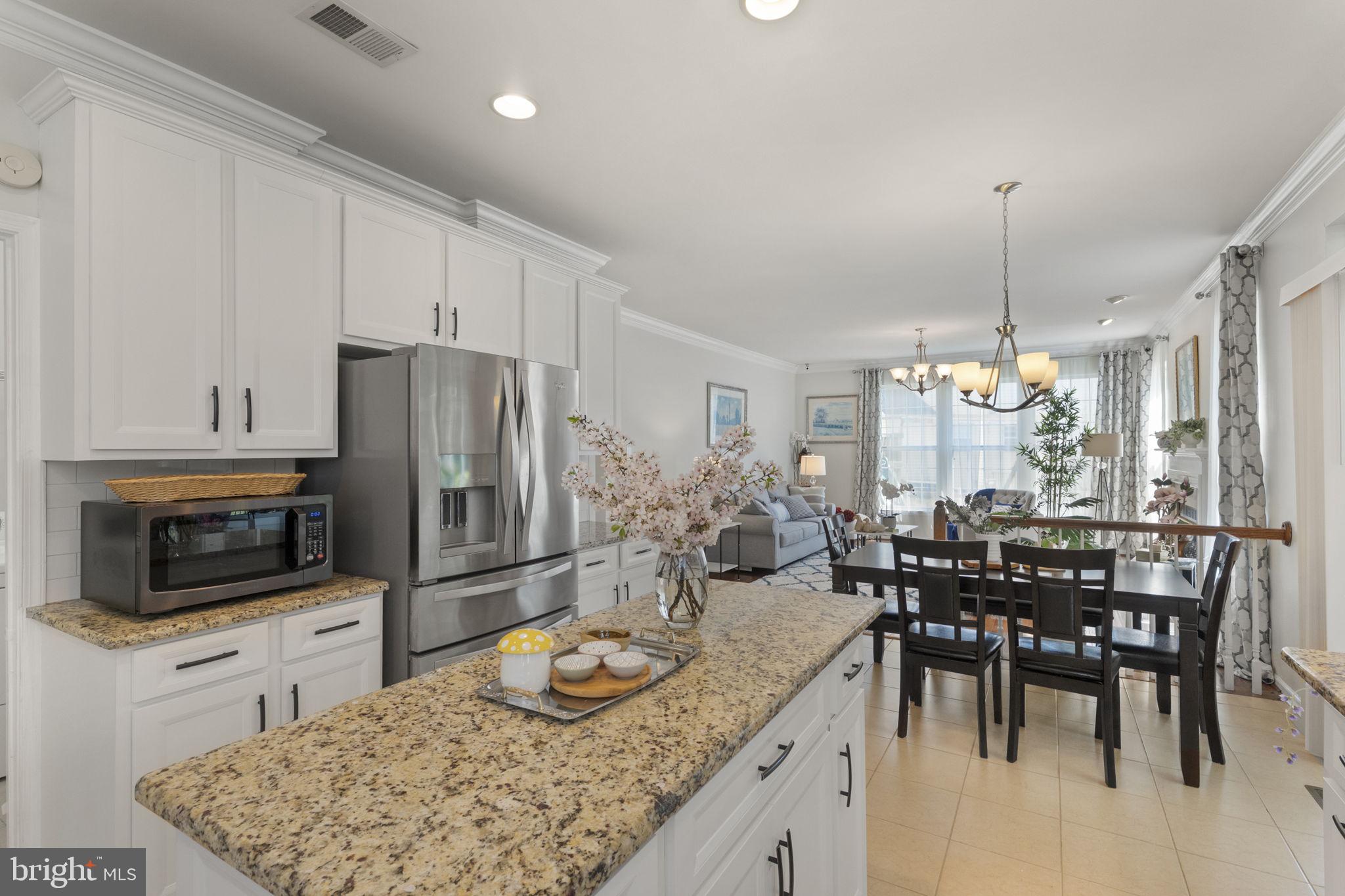 POTOMAC LAKES - Residential