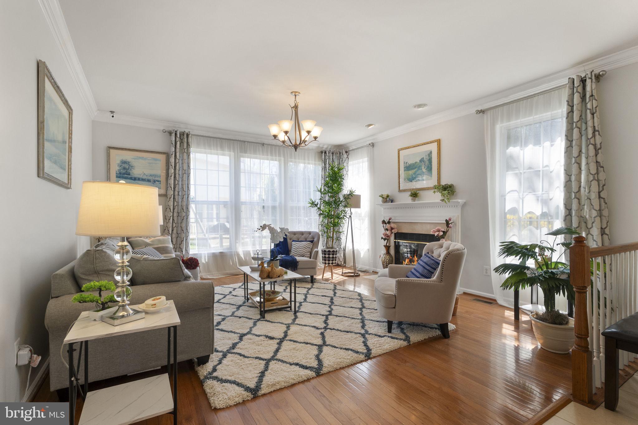 POTOMAC LAKES - Residential