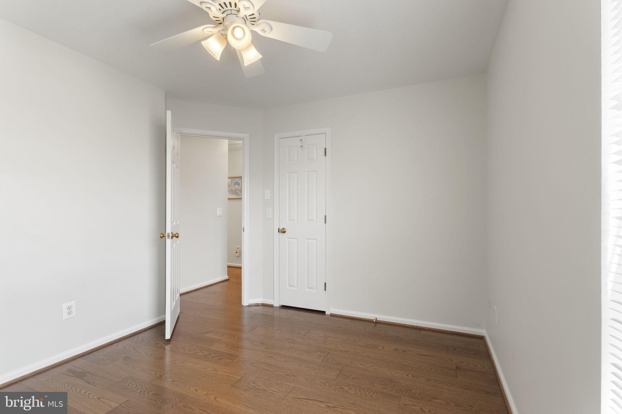 POTOMAC LAKES - Residential