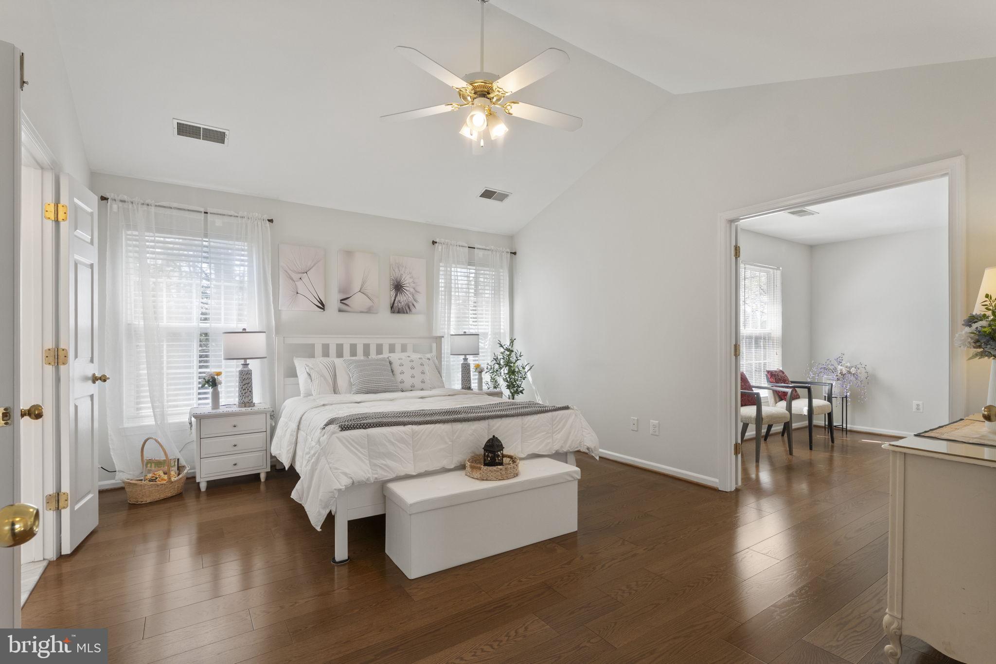 POTOMAC LAKES - Residential