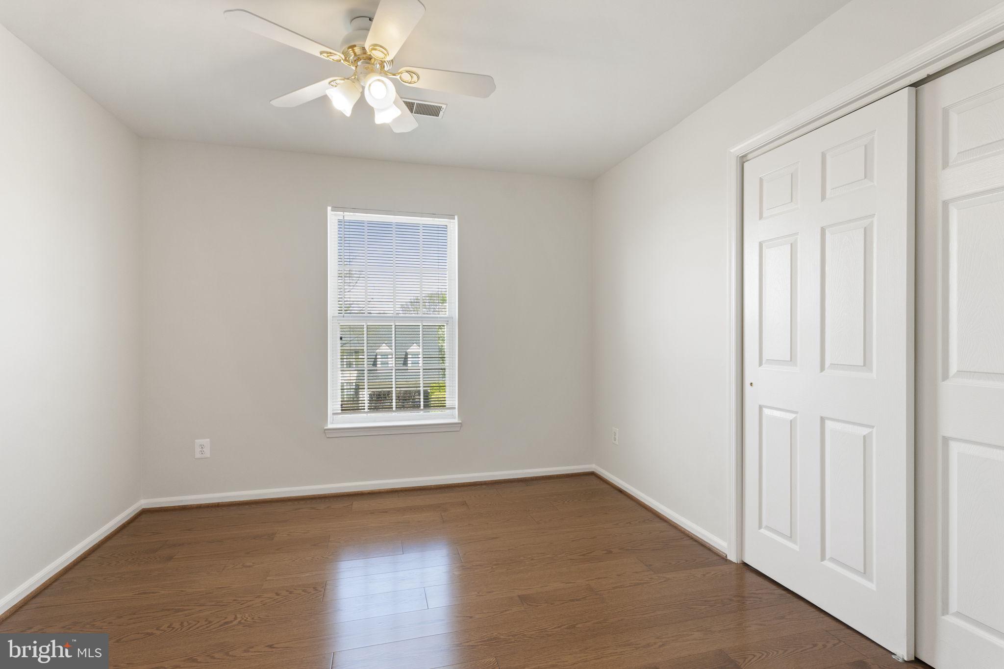 POTOMAC LAKES - Residential