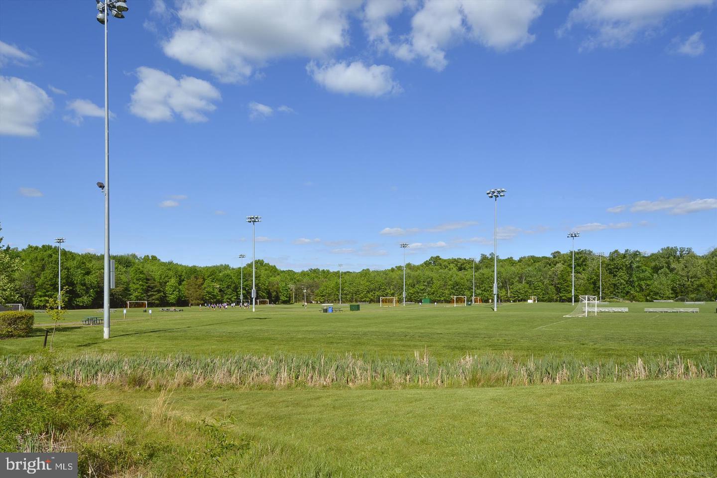 POTOMAC LAKES - Residential