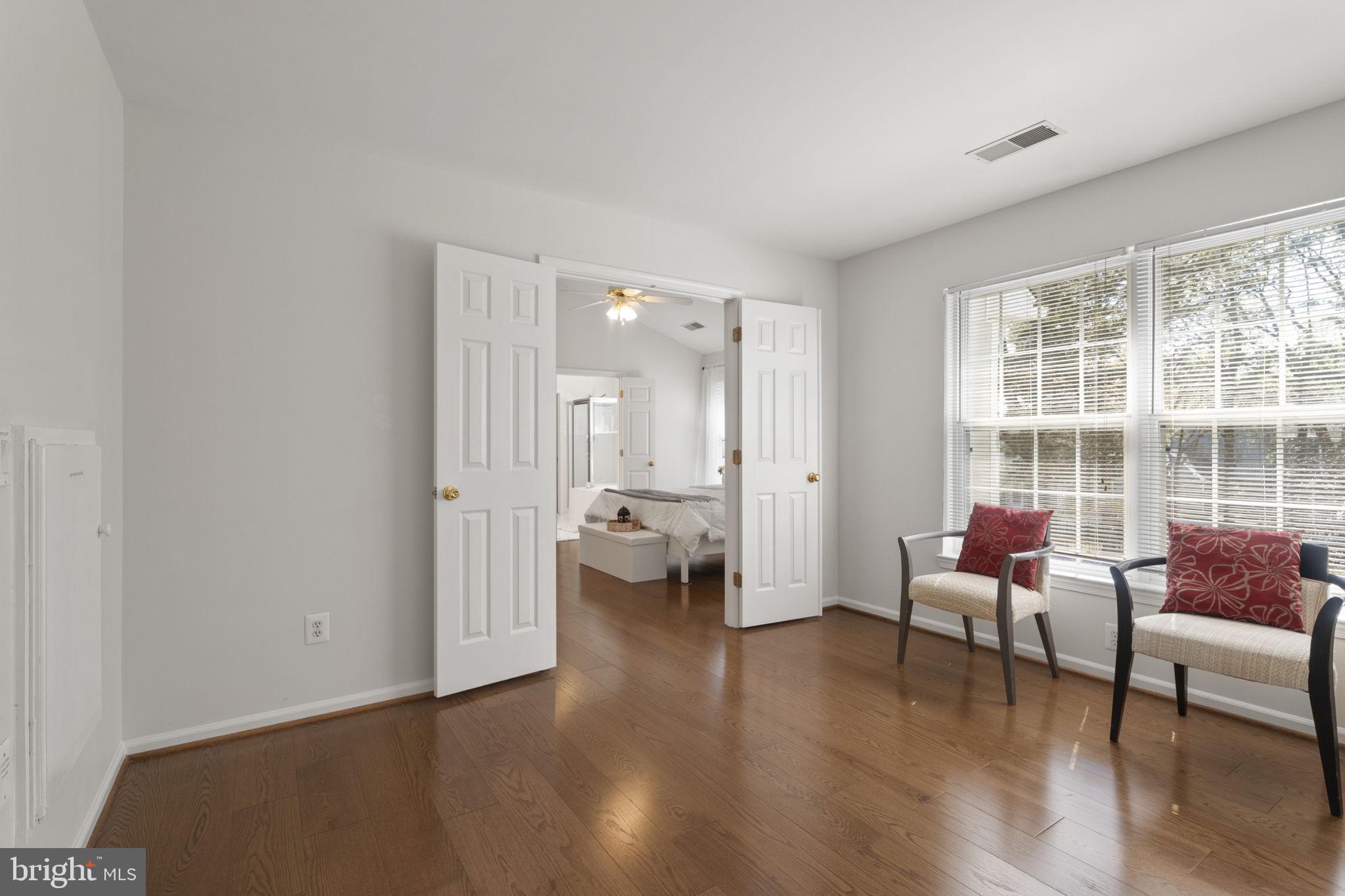 POTOMAC LAKES - Residential