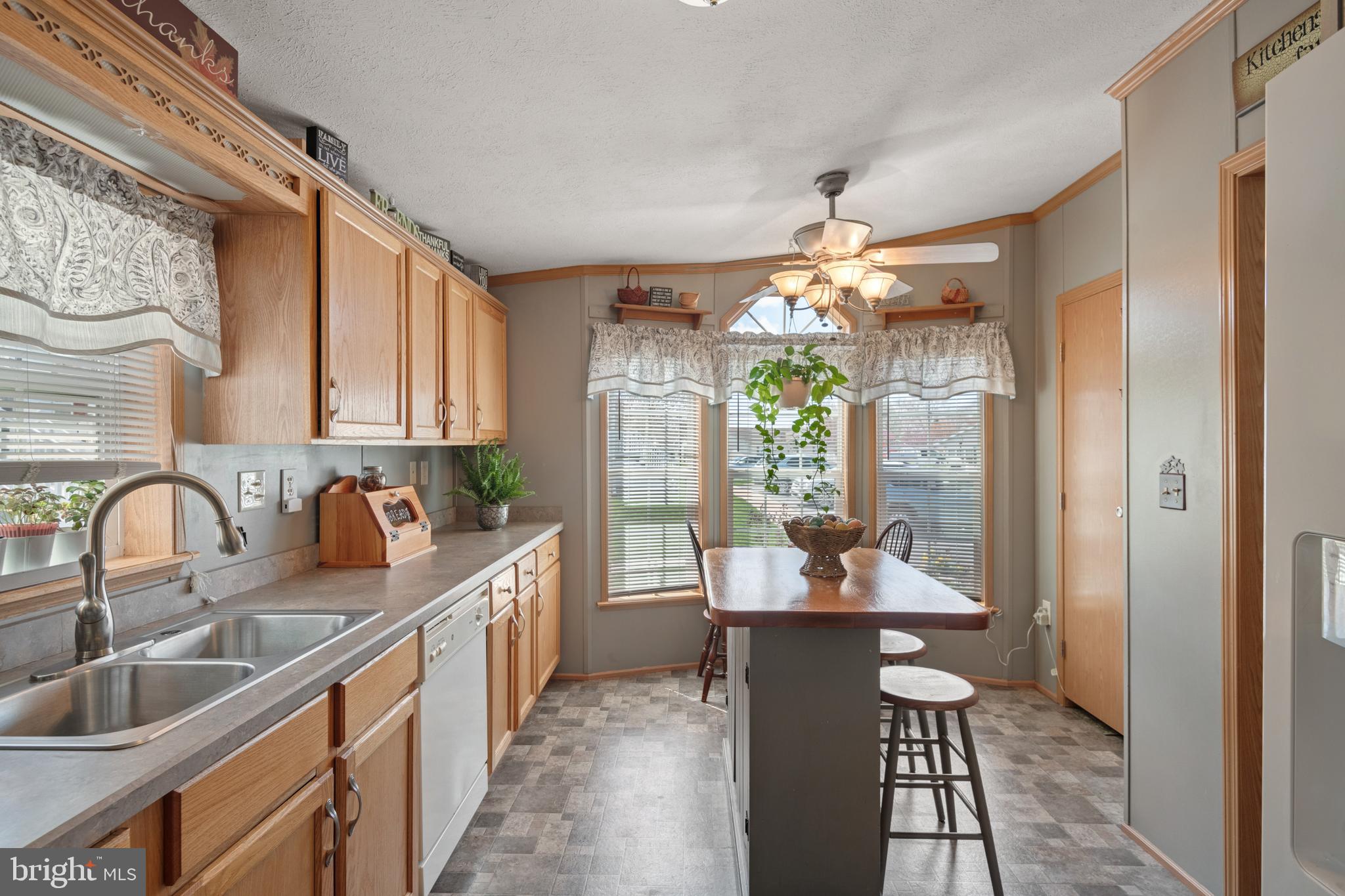 VILLAGES AT GREENFIELD - Residential