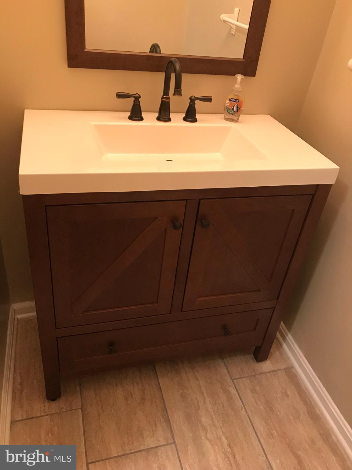 FEDERAL HILL HISTORIC DISTRICT - Residential Lease