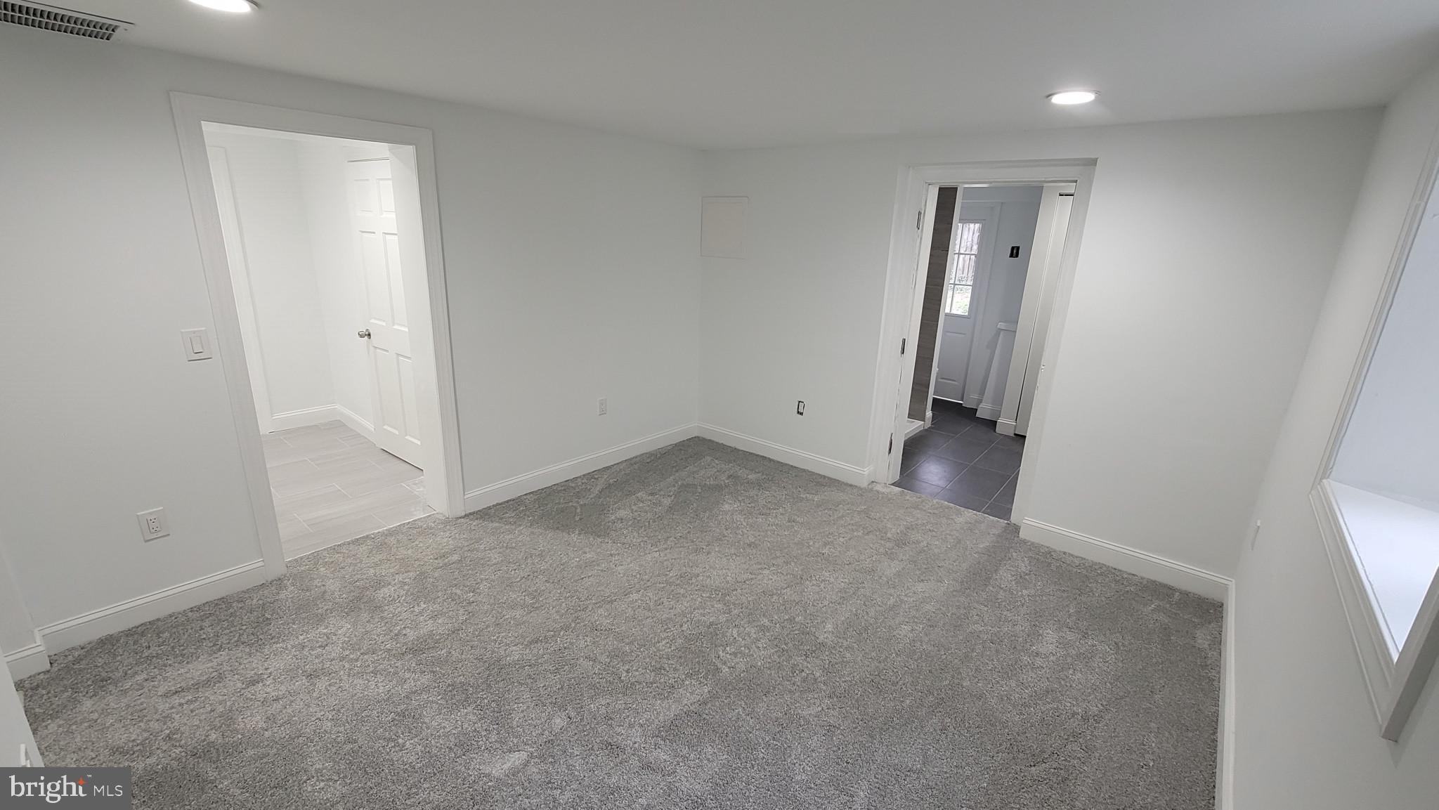 YORKTOWN - Residential Lease