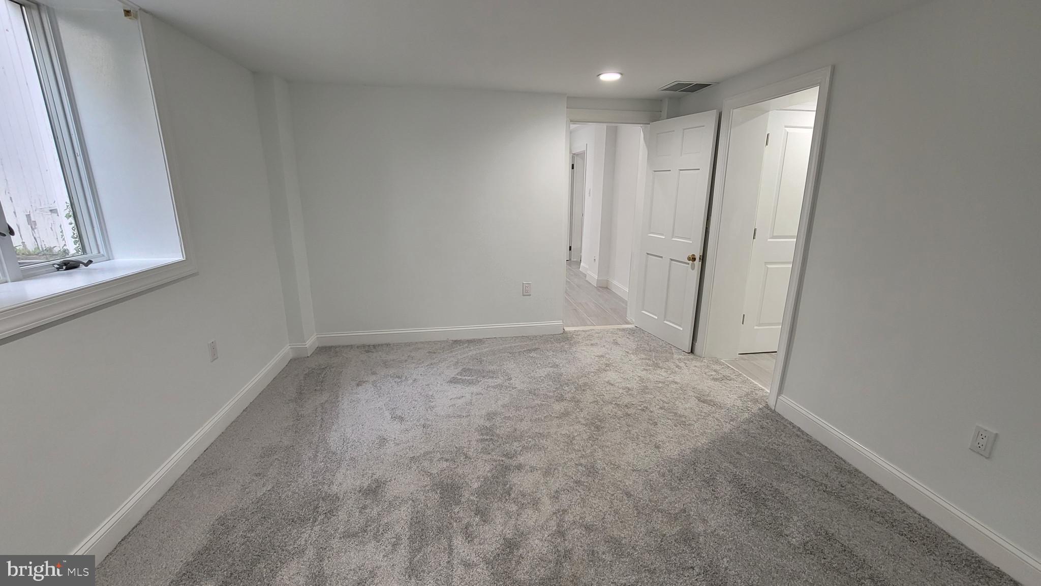 YORKTOWN - Residential Lease