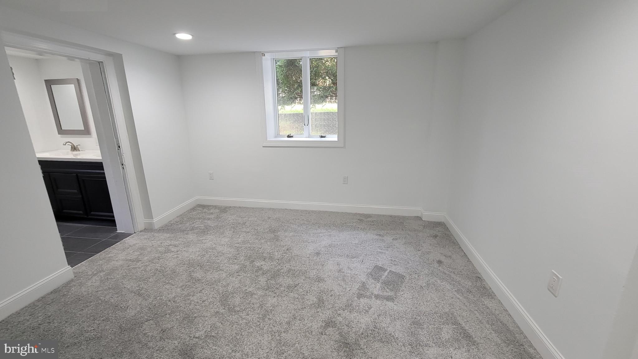 YORKTOWN - Residential Lease