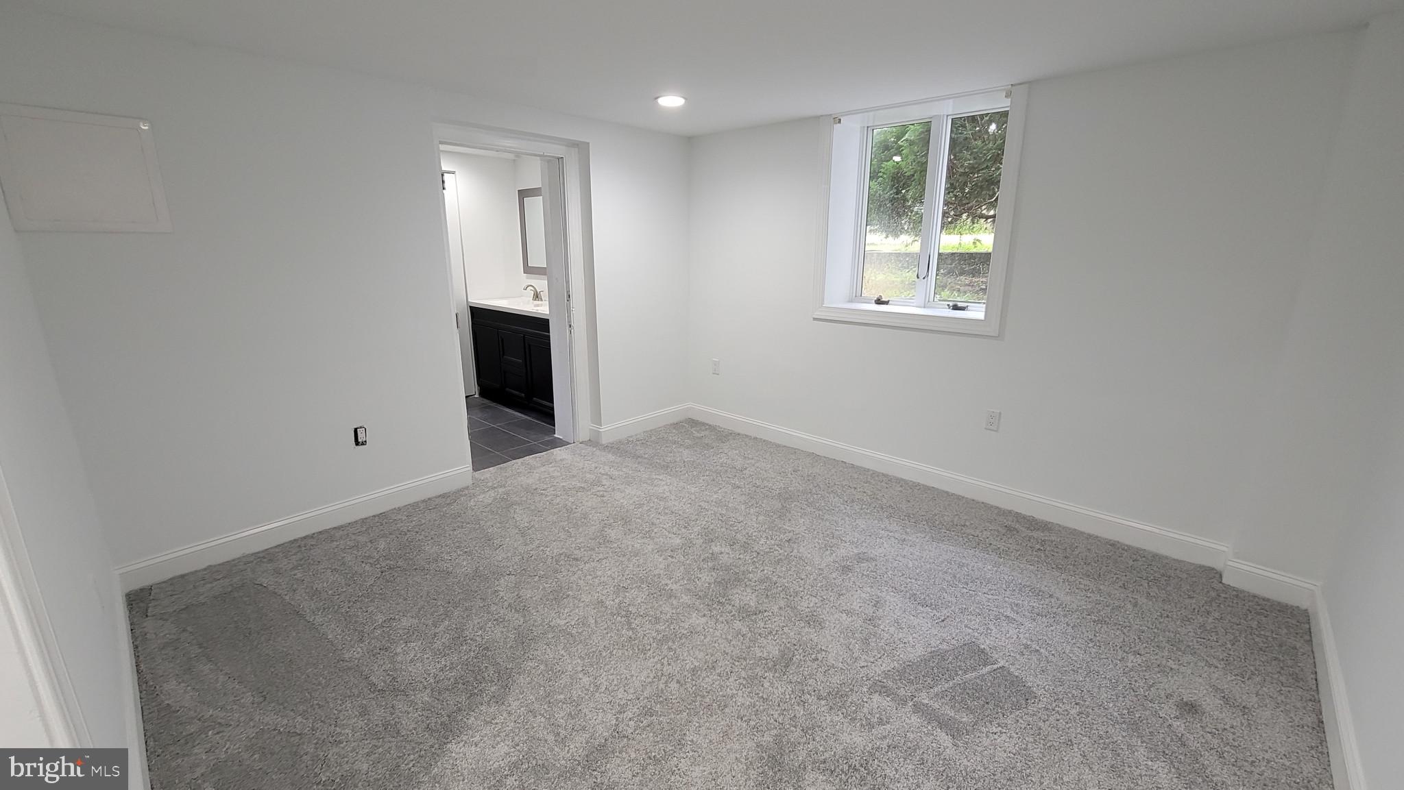 YORKTOWN - Residential Lease