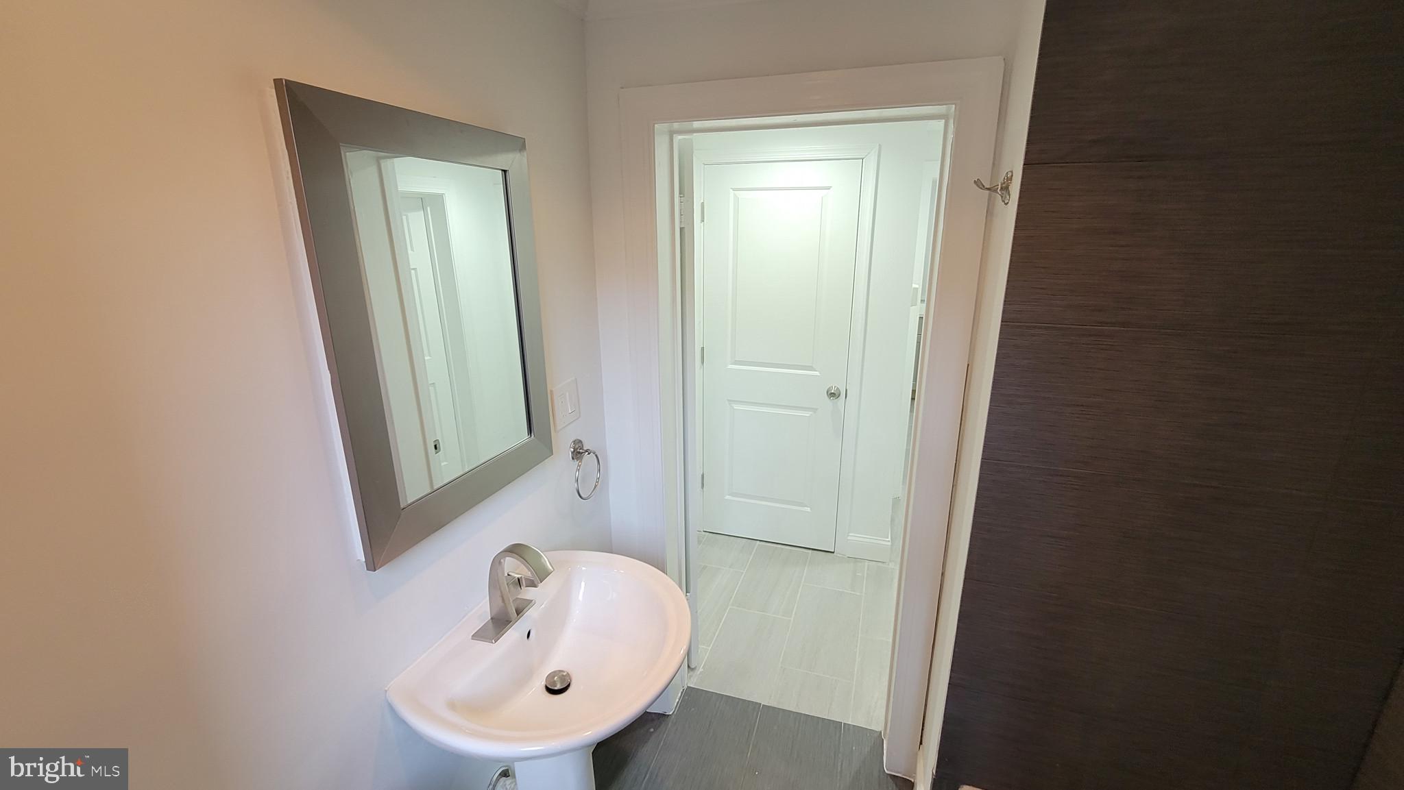 YORKTOWN - Residential Lease