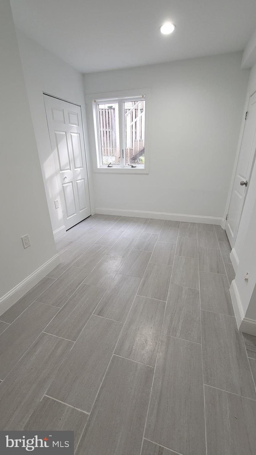 YORKTOWN - Residential Lease