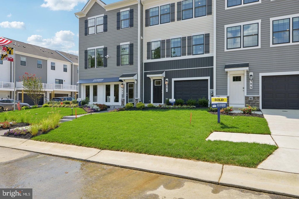 Photo of 126 Soft Rush Lane, LA PLATA, MD 20646 (MLS # MDCH2059672)