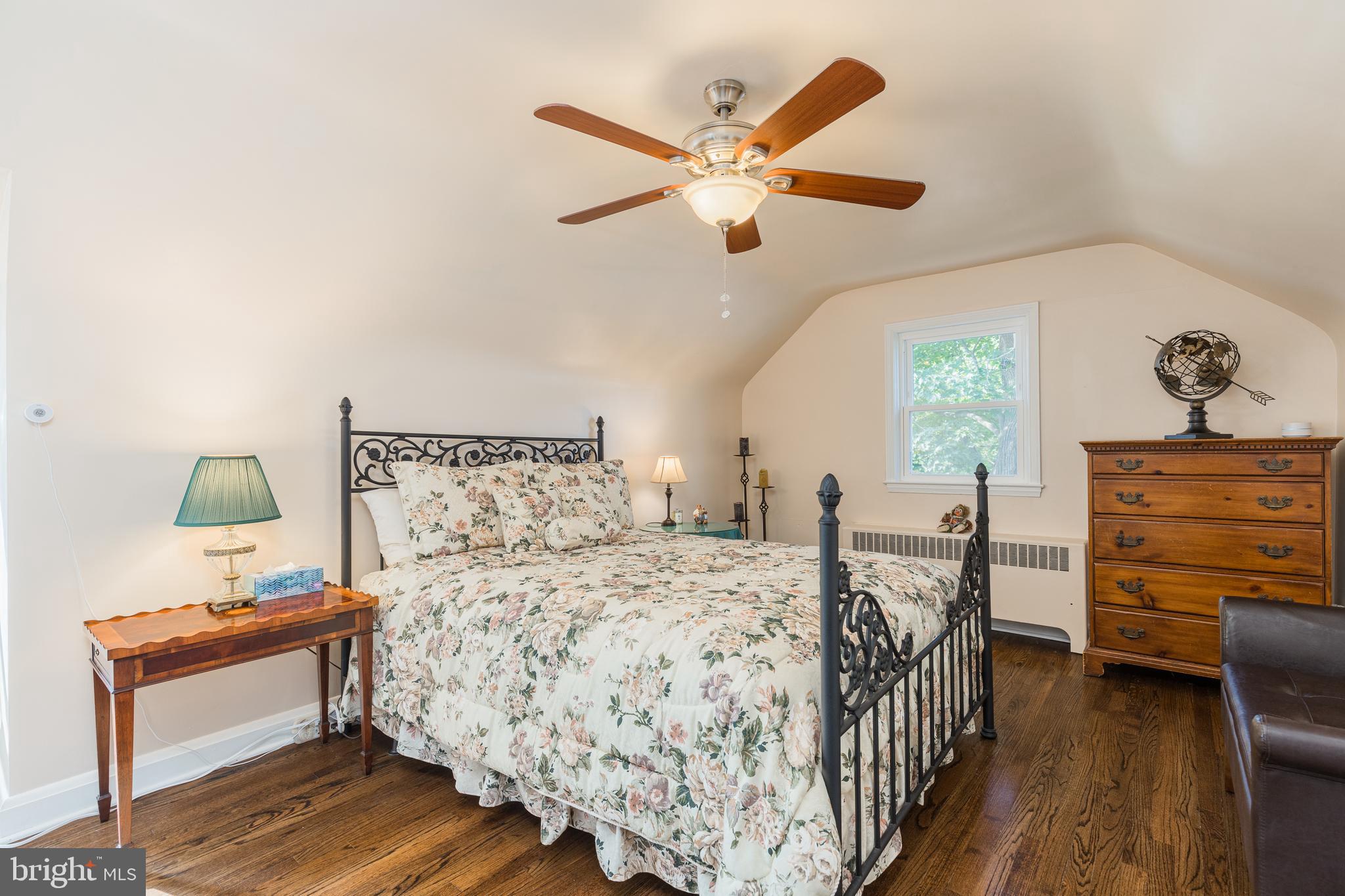 COLONIAL GARDENS - Residential