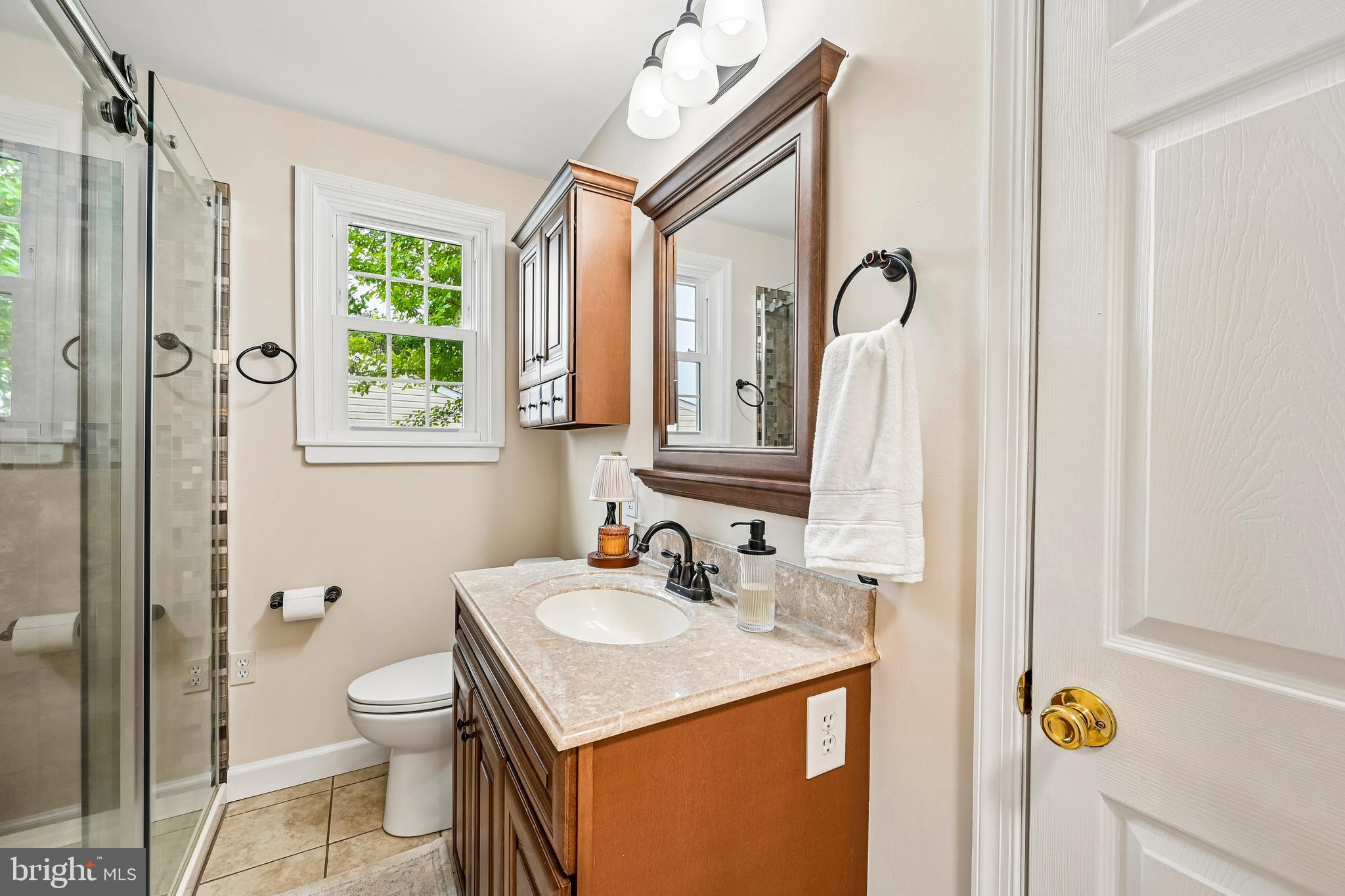 PLEASANTVILLE - Residential