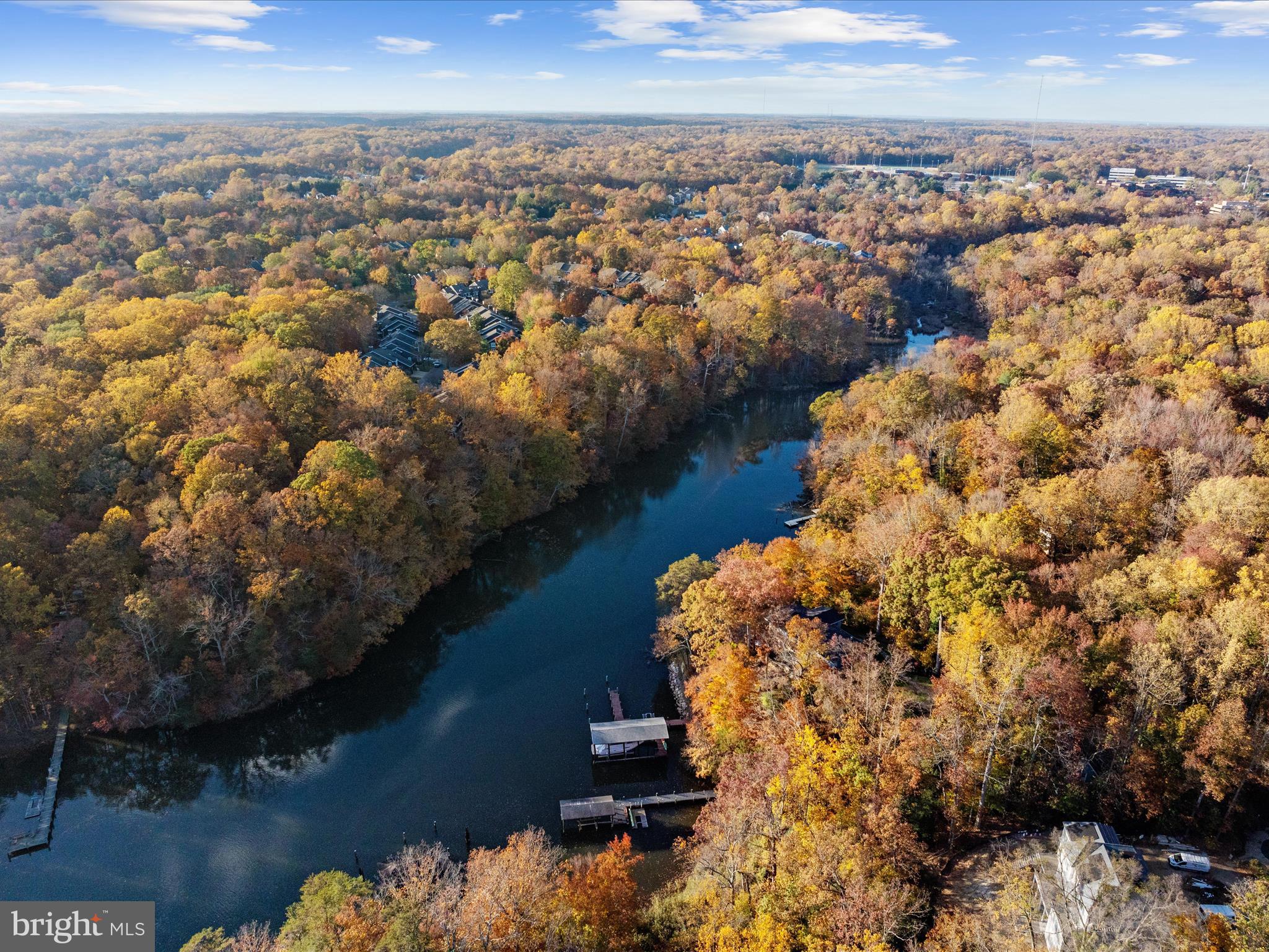 WALLACE MANOR - Residential