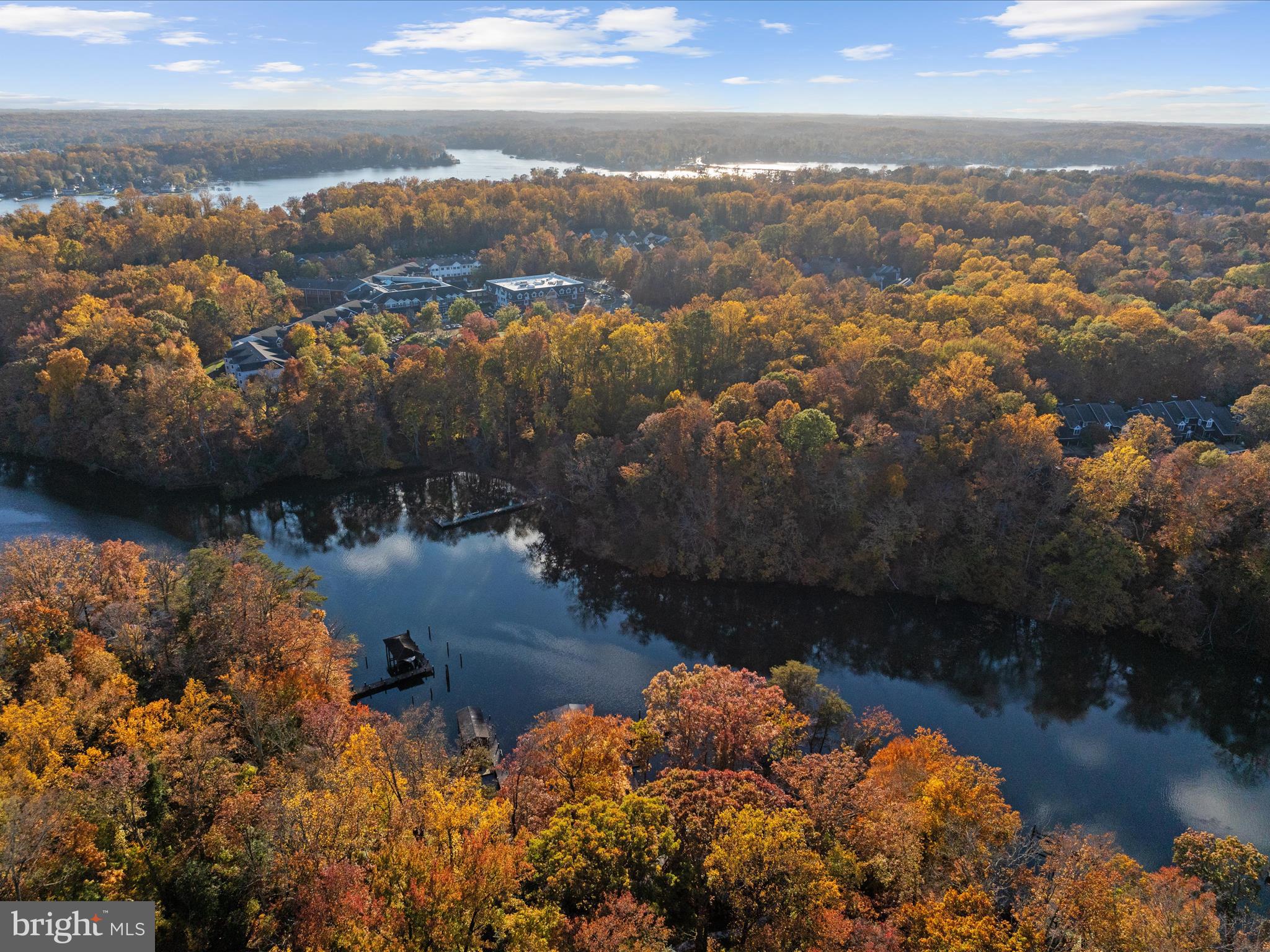 WALLACE MANOR - Residential