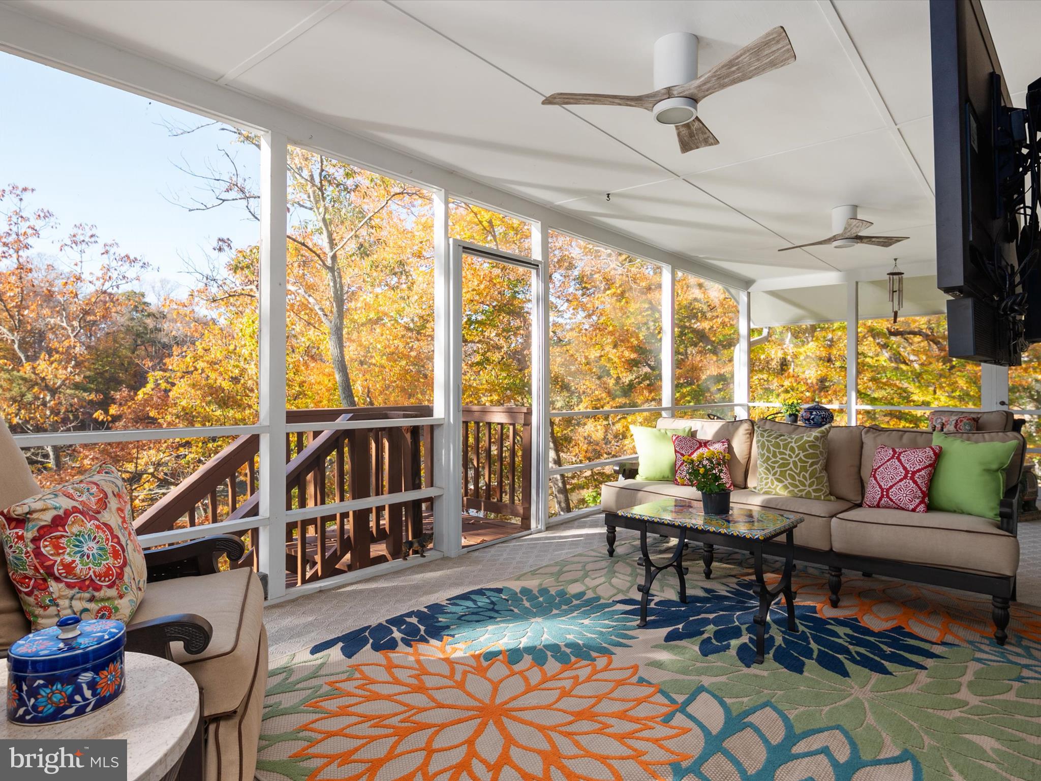 WALLACE MANOR - Residential