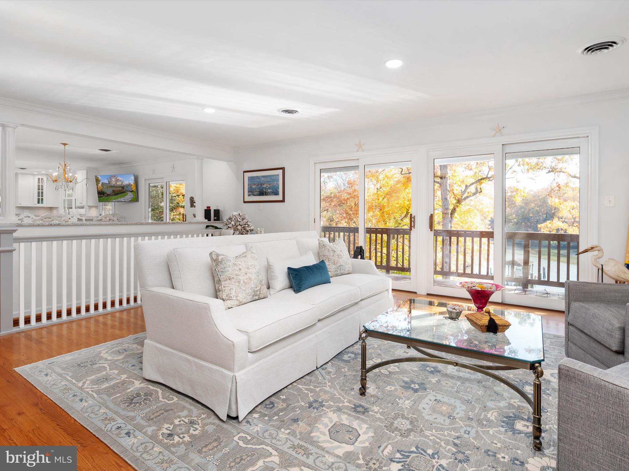 WALLACE MANOR - Residential