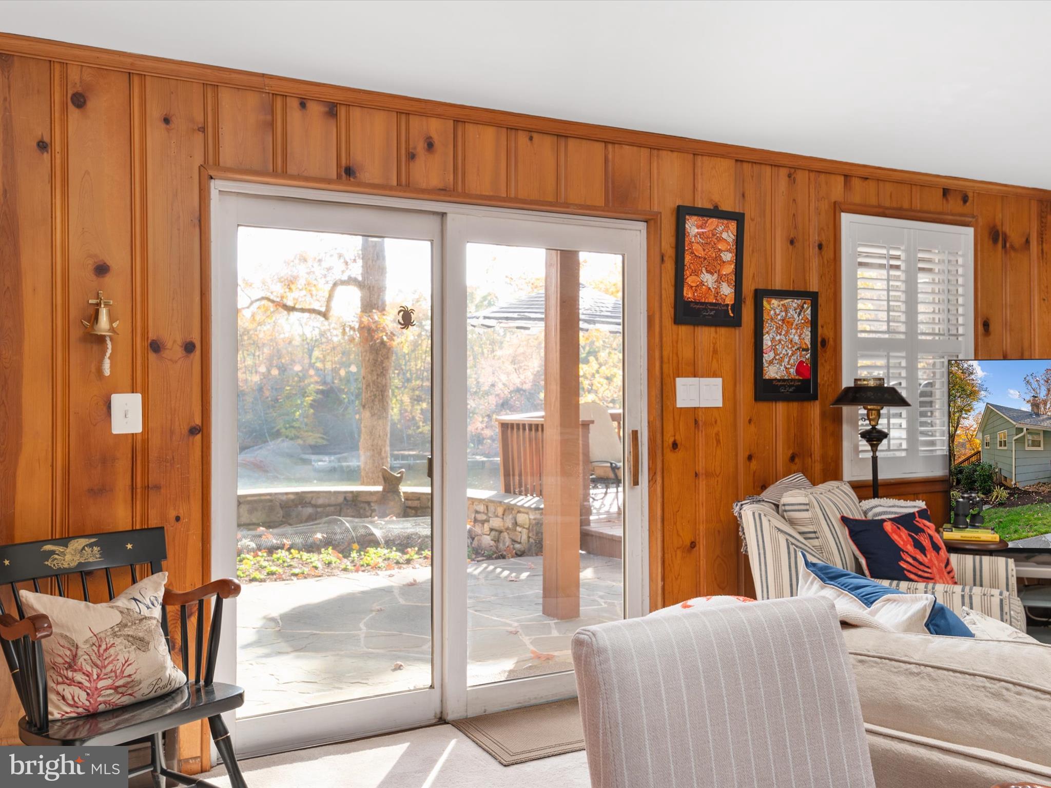 WALLACE MANOR - Residential