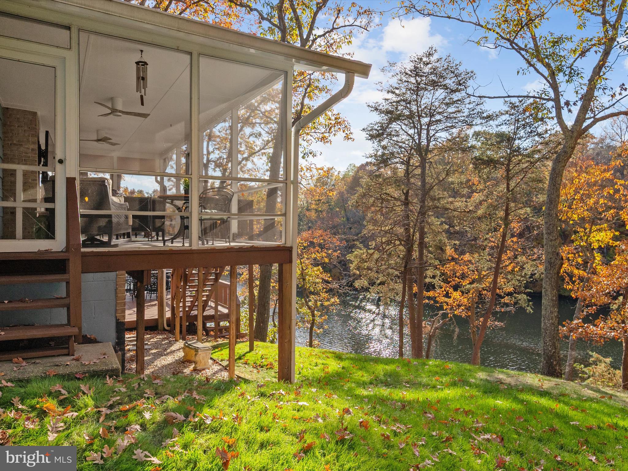 WALLACE MANOR - Residential