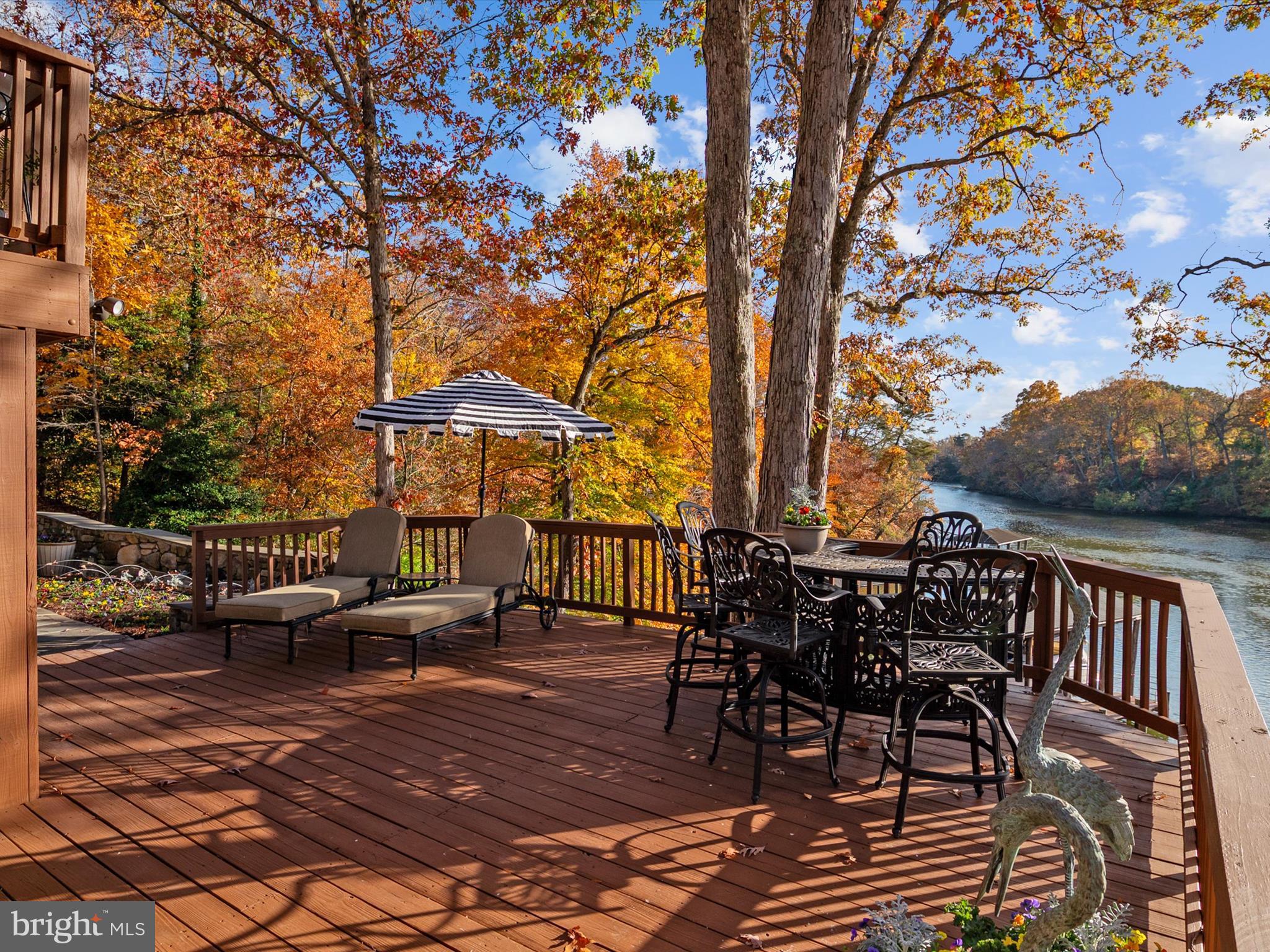 WALLACE MANOR - Residential