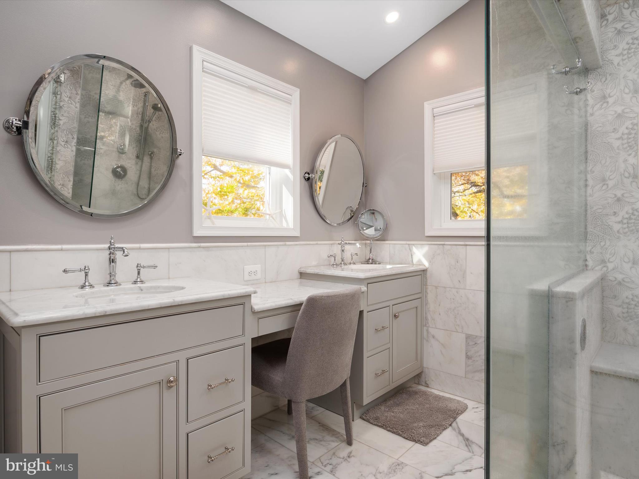 WALLACE MANOR - Residential