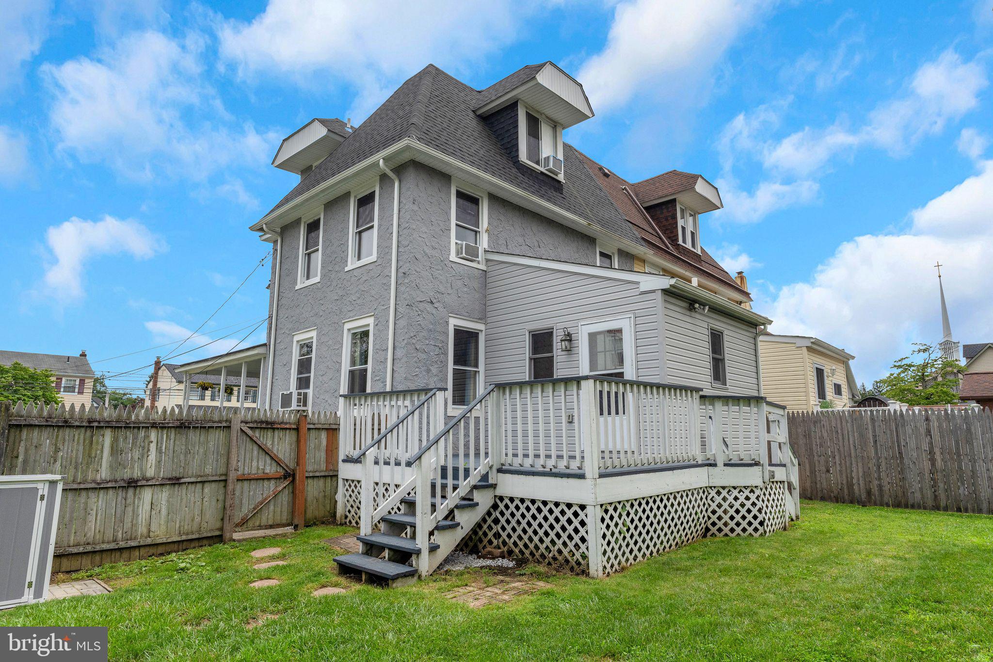 RIDLEY PARK - Residential