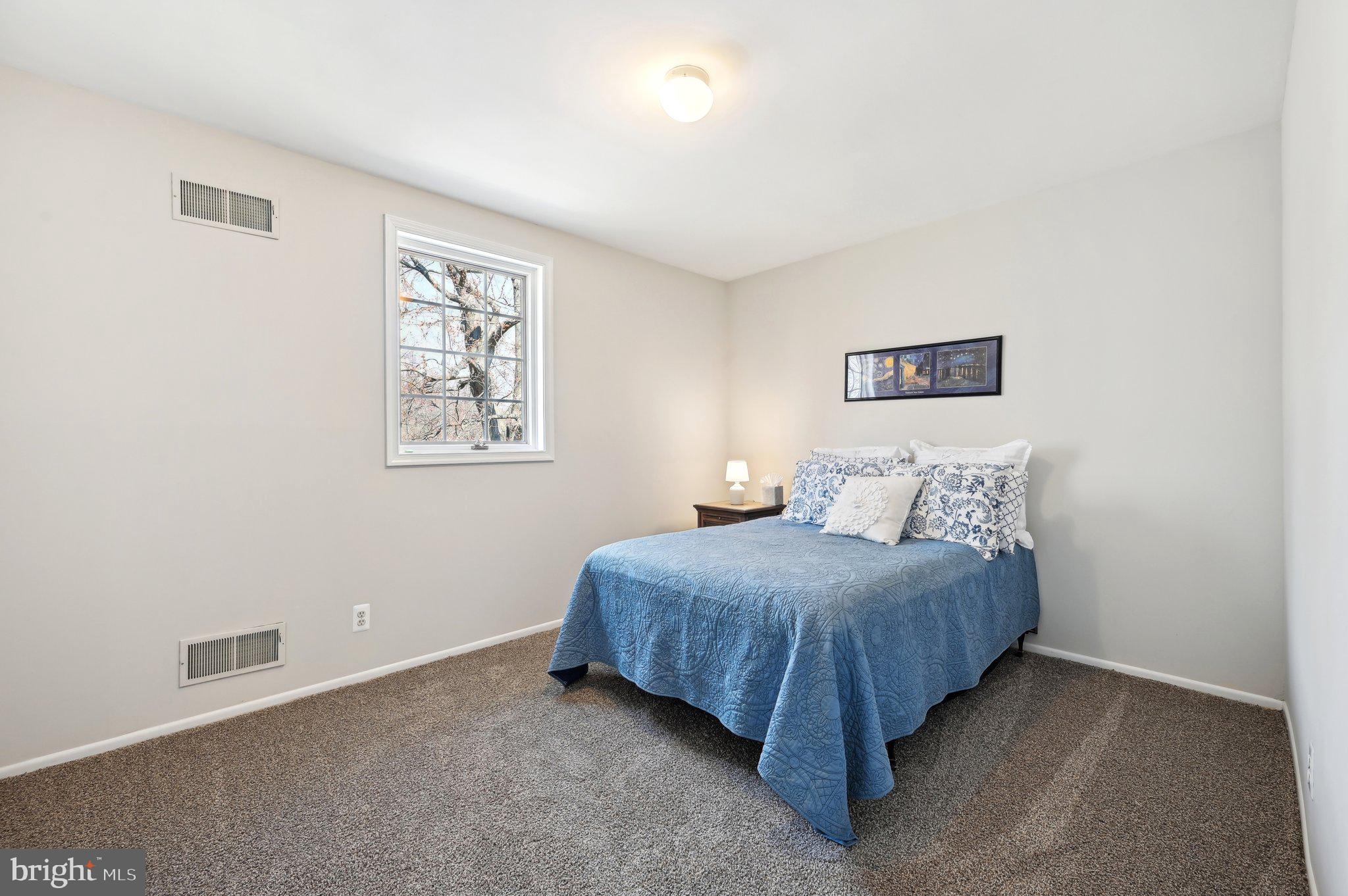 FAIRLAND - Residential