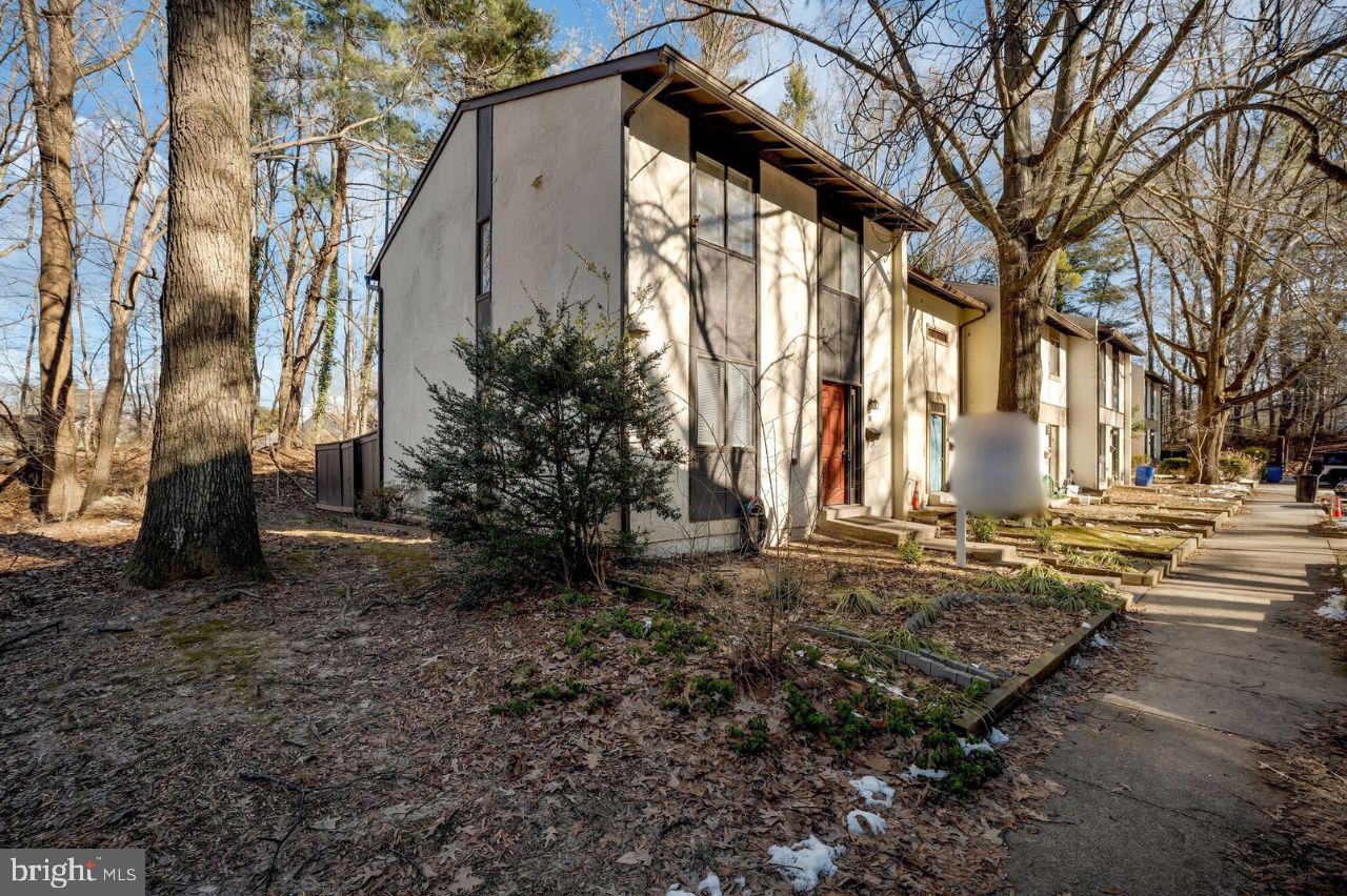 RESTON - Residential