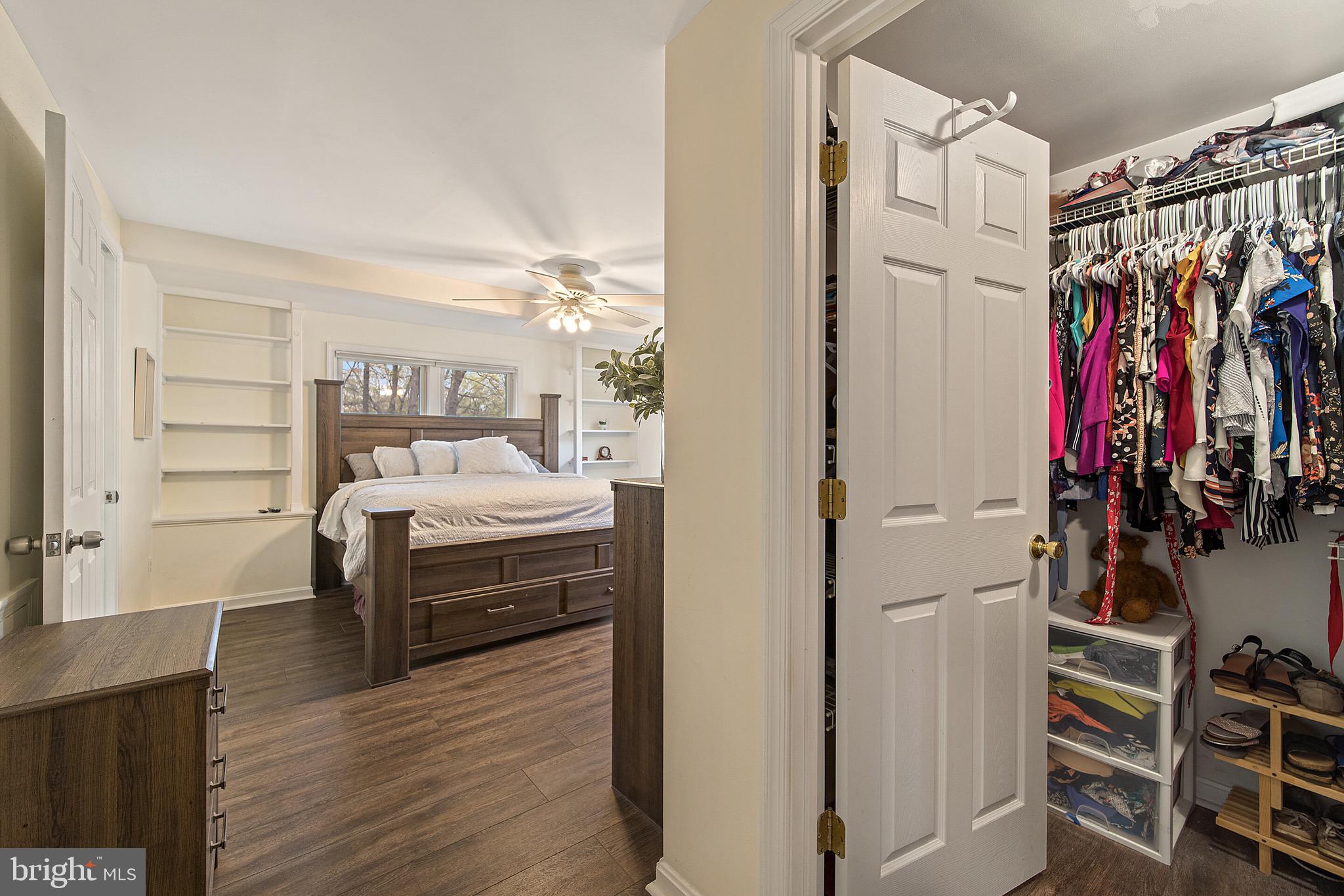 HIDDENBROOK - Residential