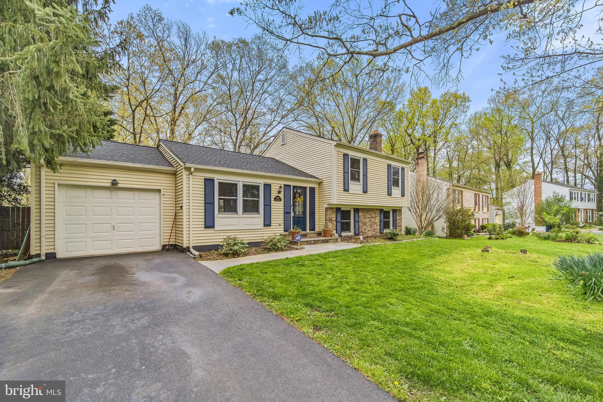 HIDDENBROOK - Residential