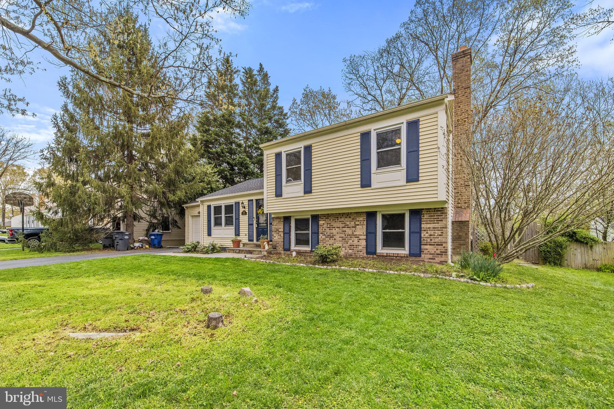 HIDDENBROOK - Residential