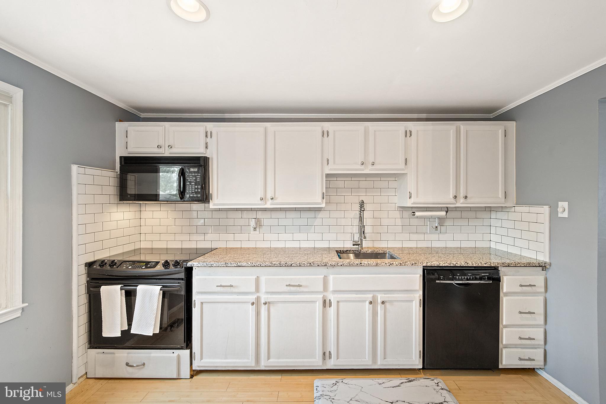 HIDDENBROOK - Residential