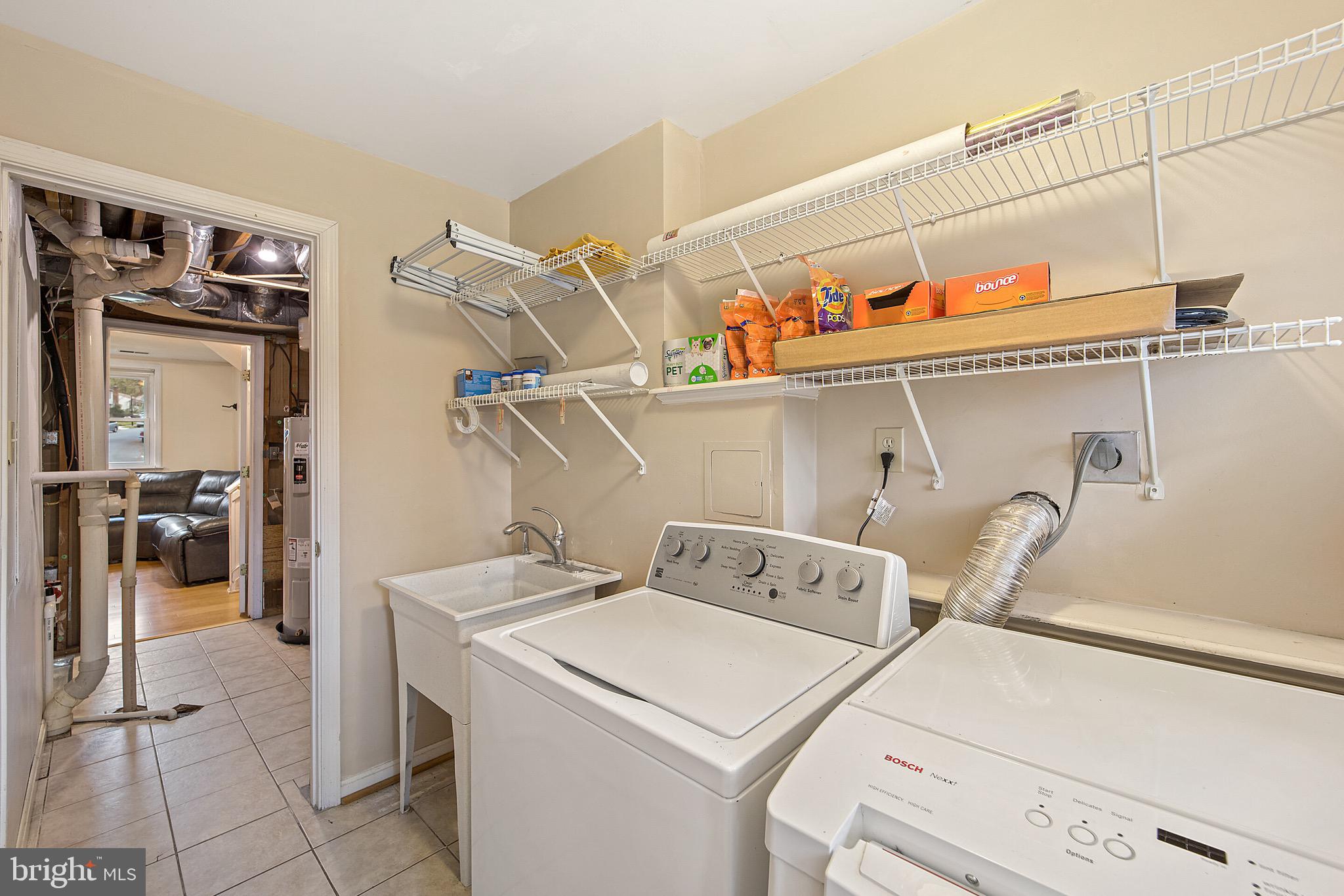 HIDDENBROOK - Residential