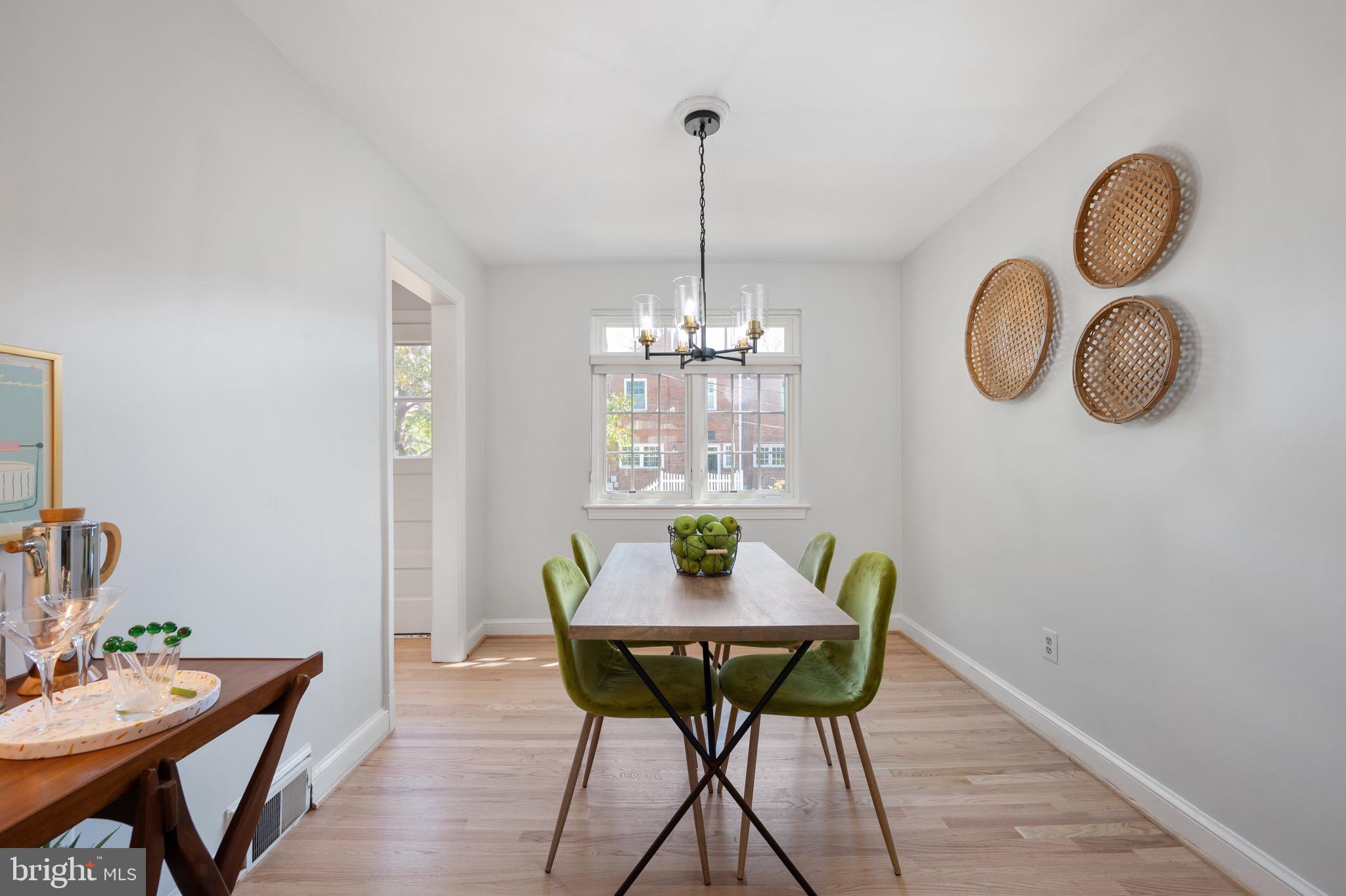 MT VERNON CONST CO - Residential