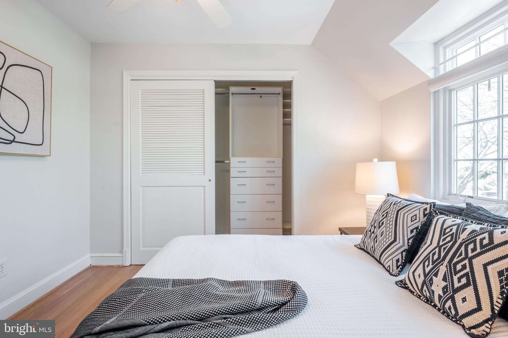 MT VERNON CONST CO - Residential