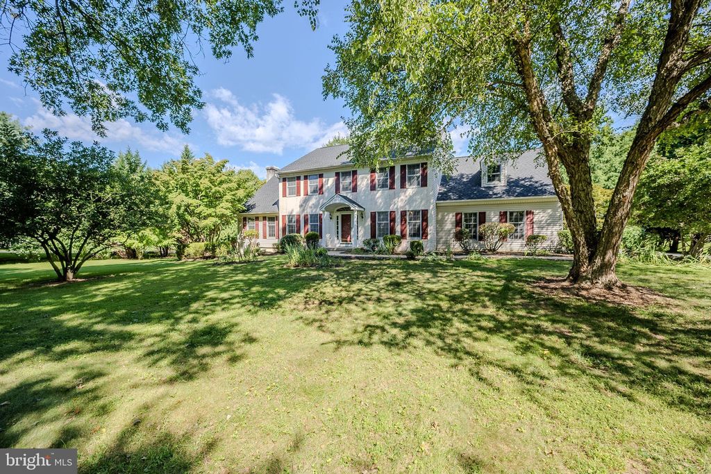 Photo of 148 Stonegate Drive, LANDENBERG, PA 19350 (MLS # PACT2105422)