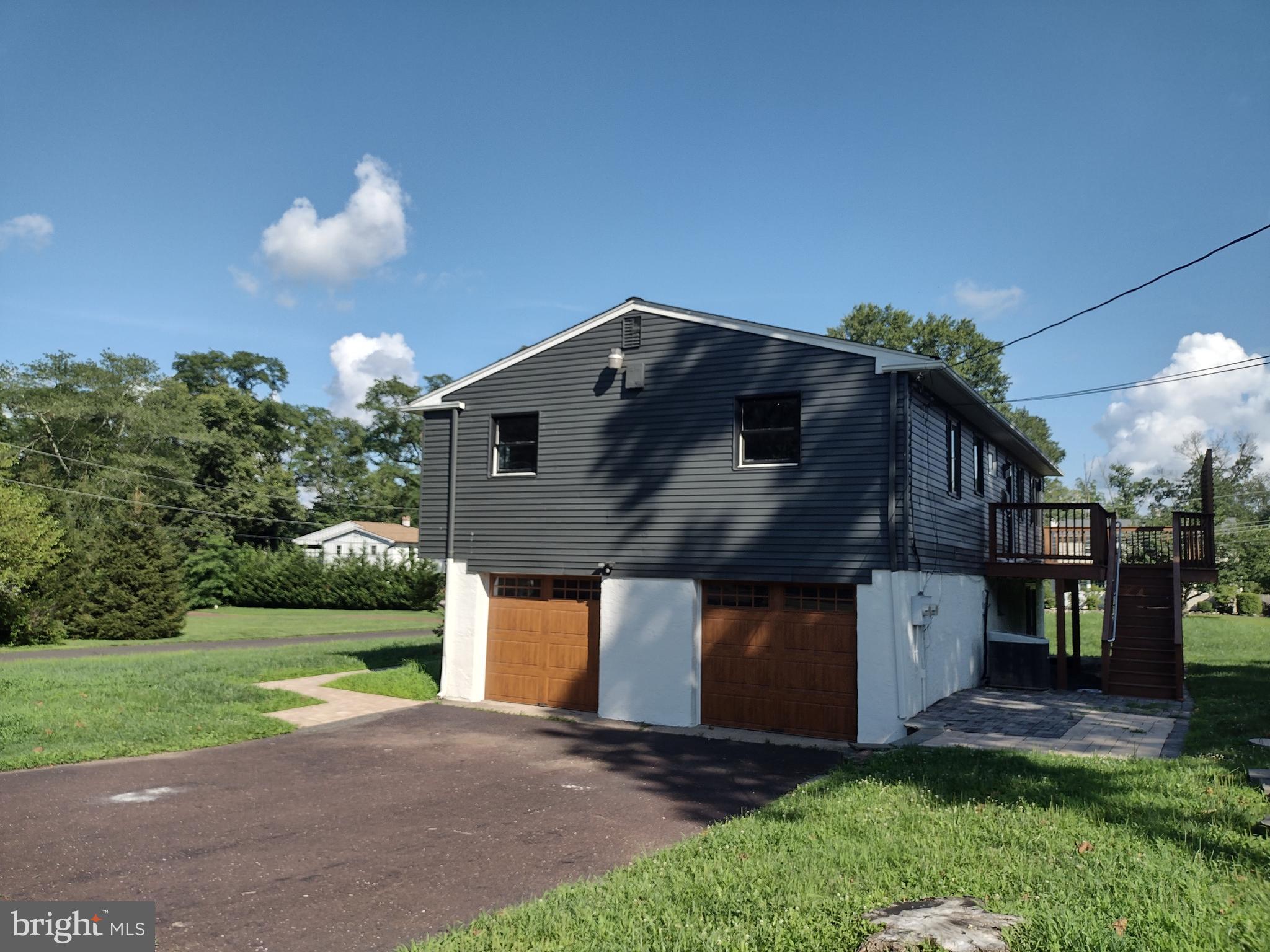 64 BOGLE DRIVE