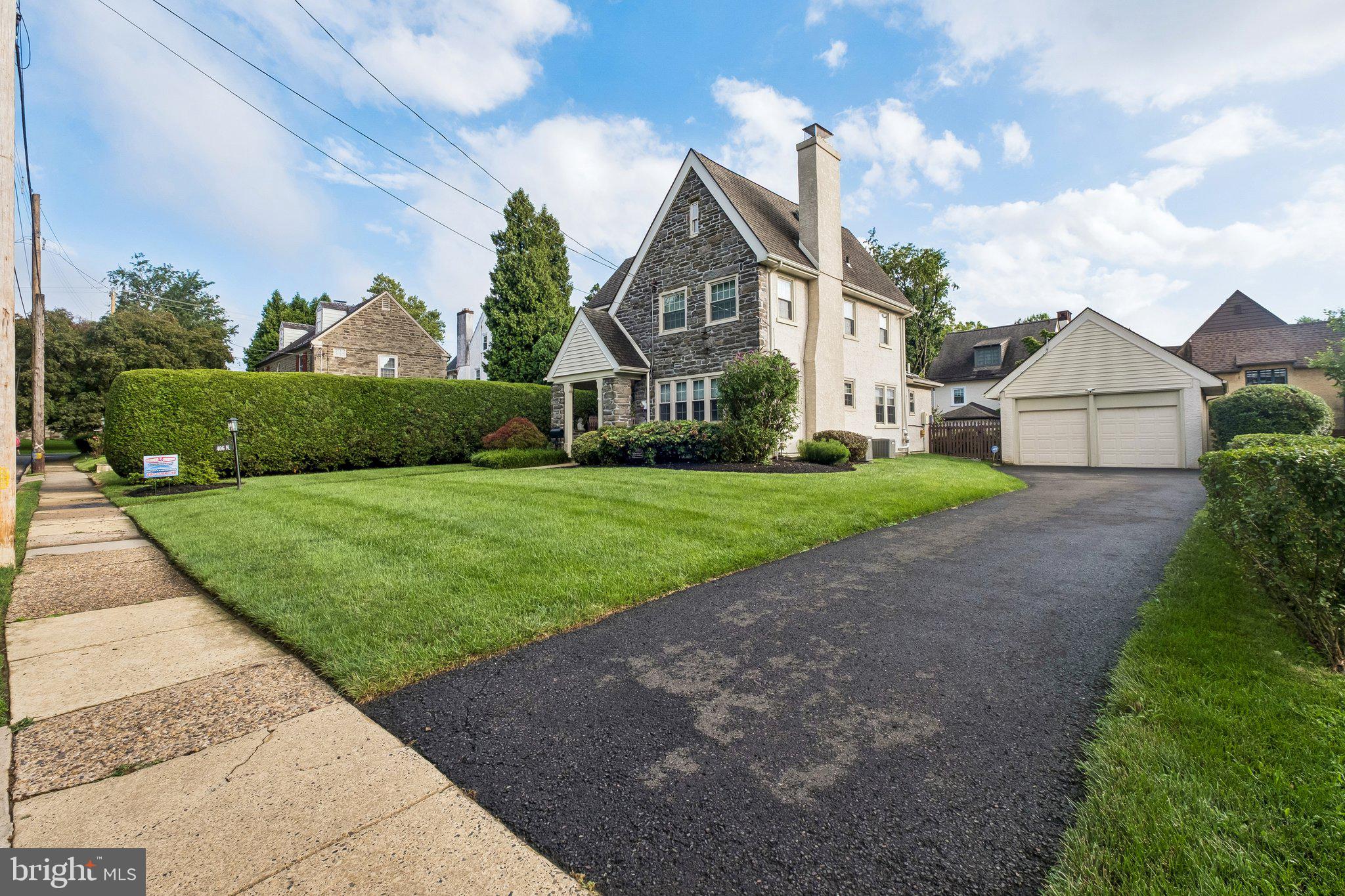 406 N STERLING ROAD