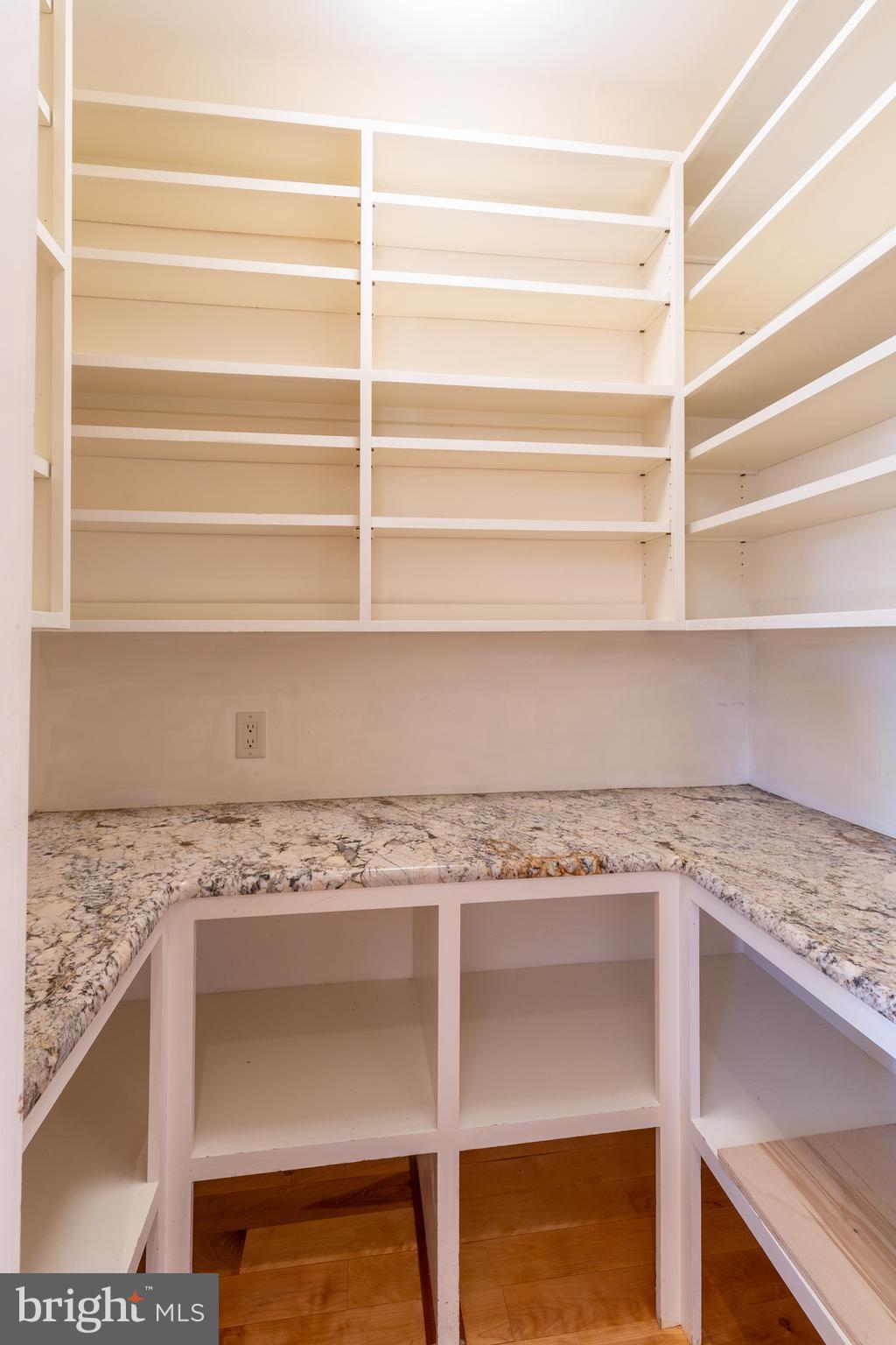 FLOURTOWN - Residential