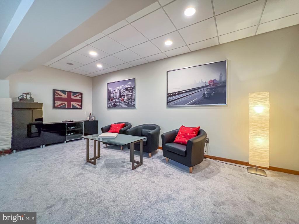 BEECHWOOD - Residential