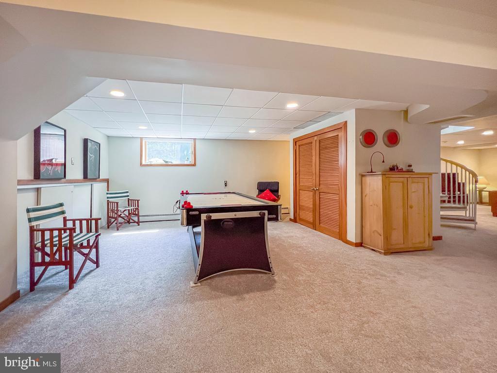 BEECHWOOD - Residential