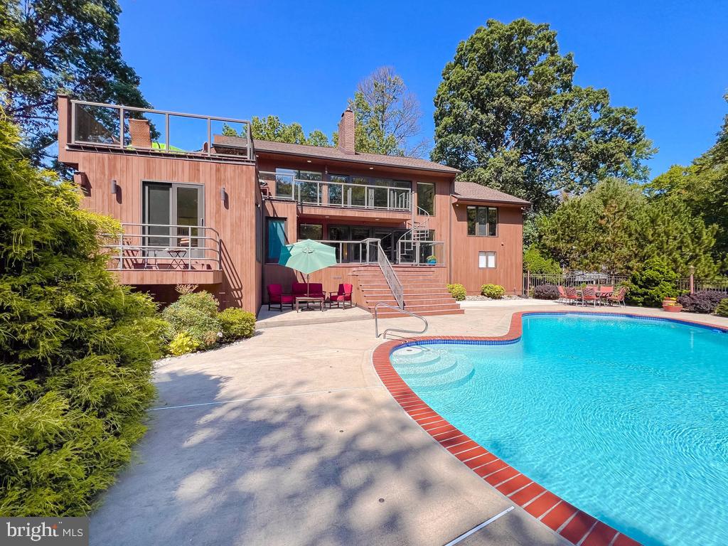 BEECHWOOD - Residential