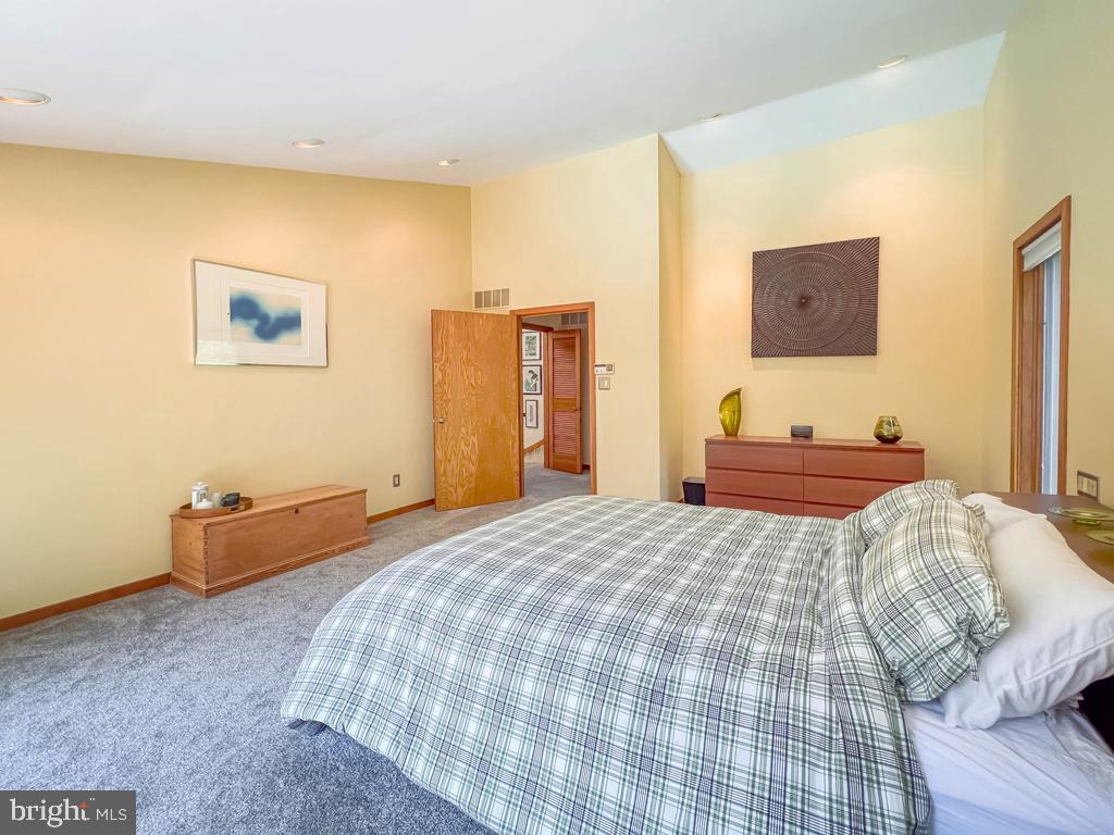 BEECHWOOD - Residential