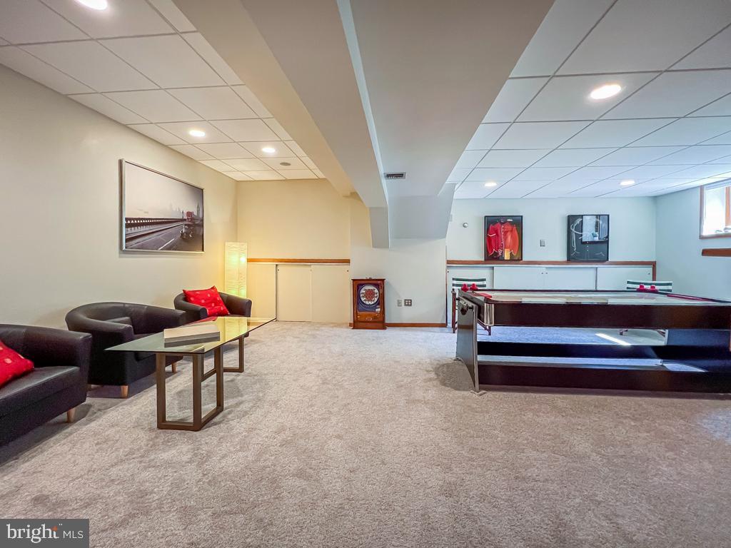 BEECHWOOD - Residential