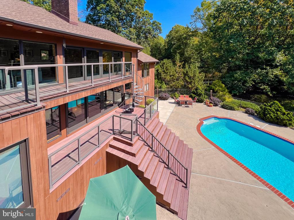 BEECHWOOD - Residential