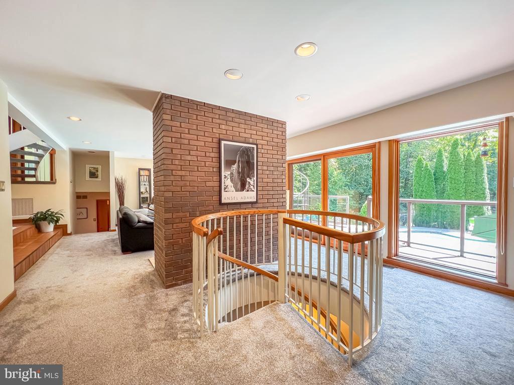 BEECHWOOD - Residential