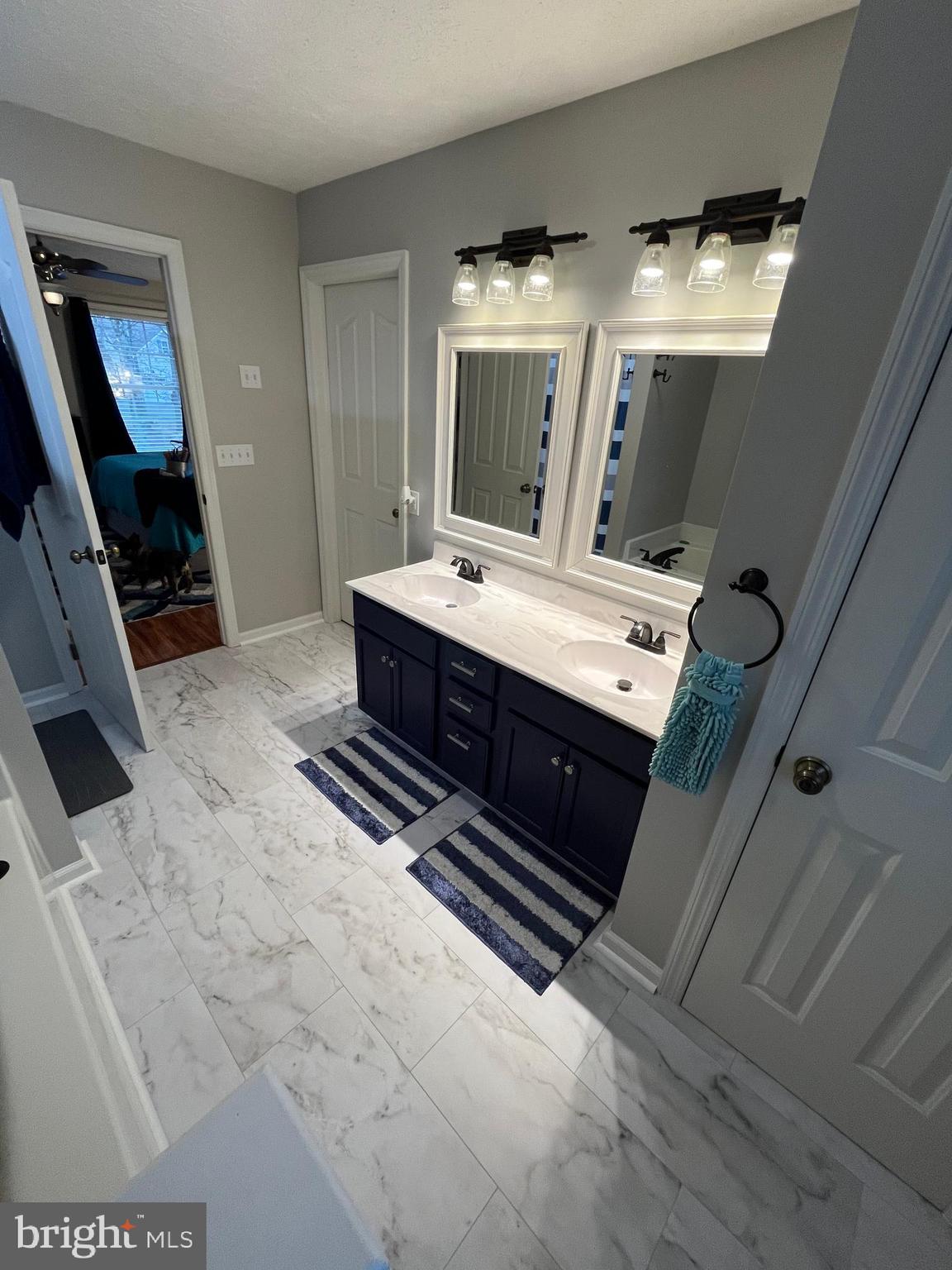 COLONIAL HEIGHTS - Residential